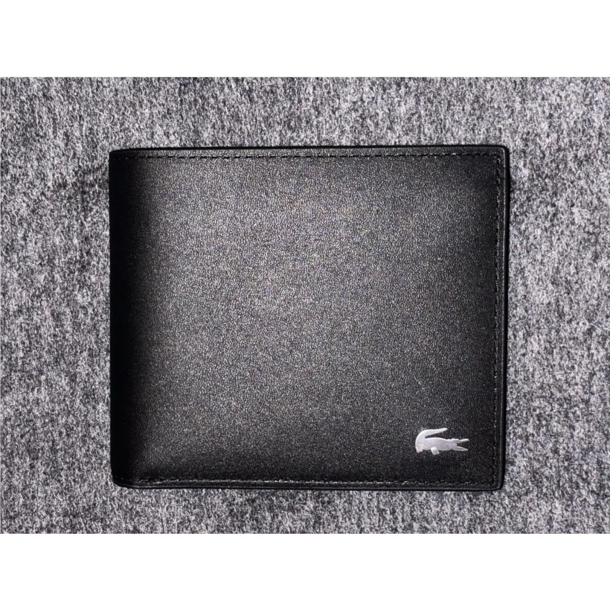 Lacoste Fitzgerald Smooth Leather Medium Coin Billfold Wallet
