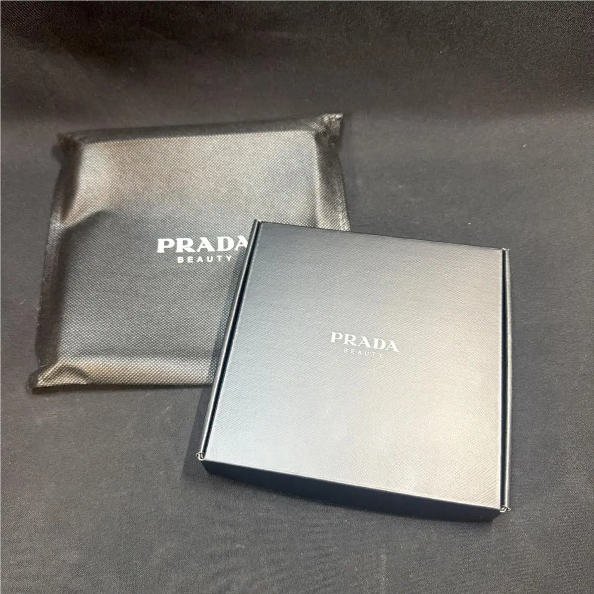 Prada Beauty Jeau De Dames Prada Chess Game Board