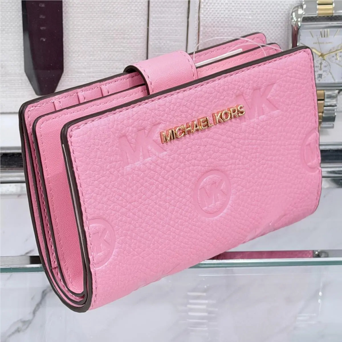 Michael Kors Jet Set Travel MD Bifold Zip Coin Credit Card Wallet Carnation