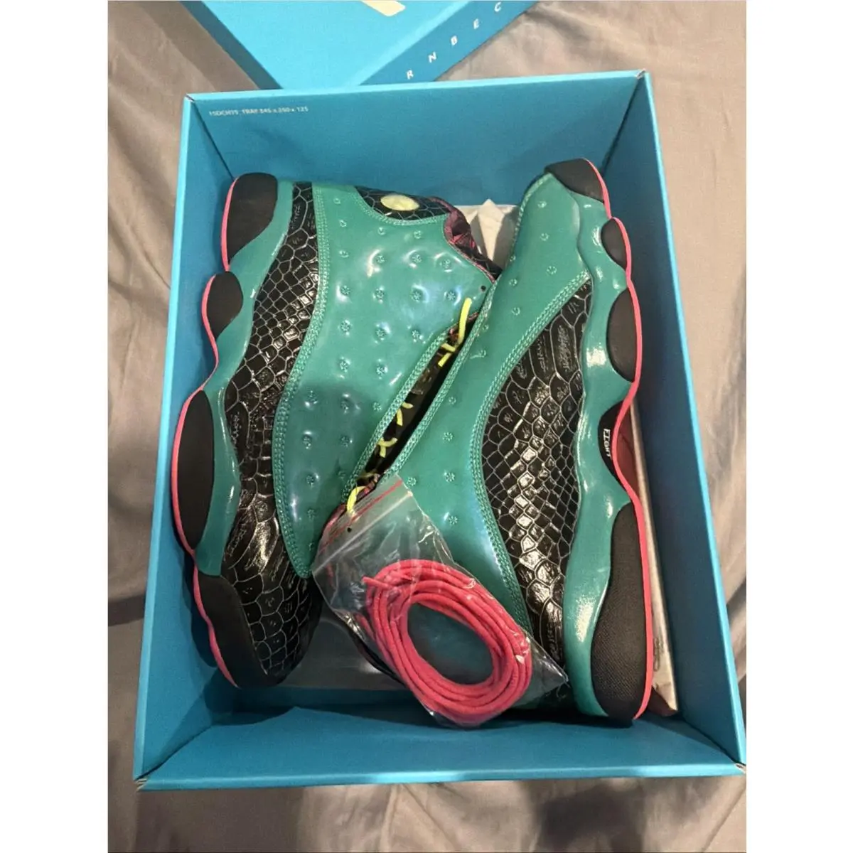 Nike shoes - Air Jordan 13 - Air - 836405-305 - Green 8
