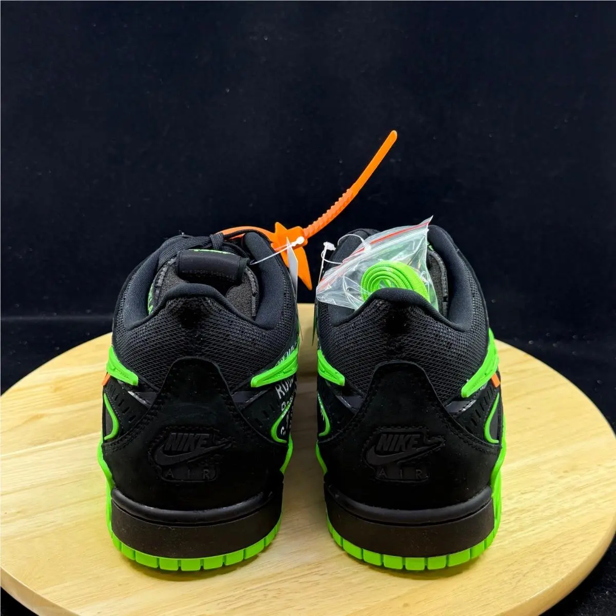 Nike shoes - Black 4
