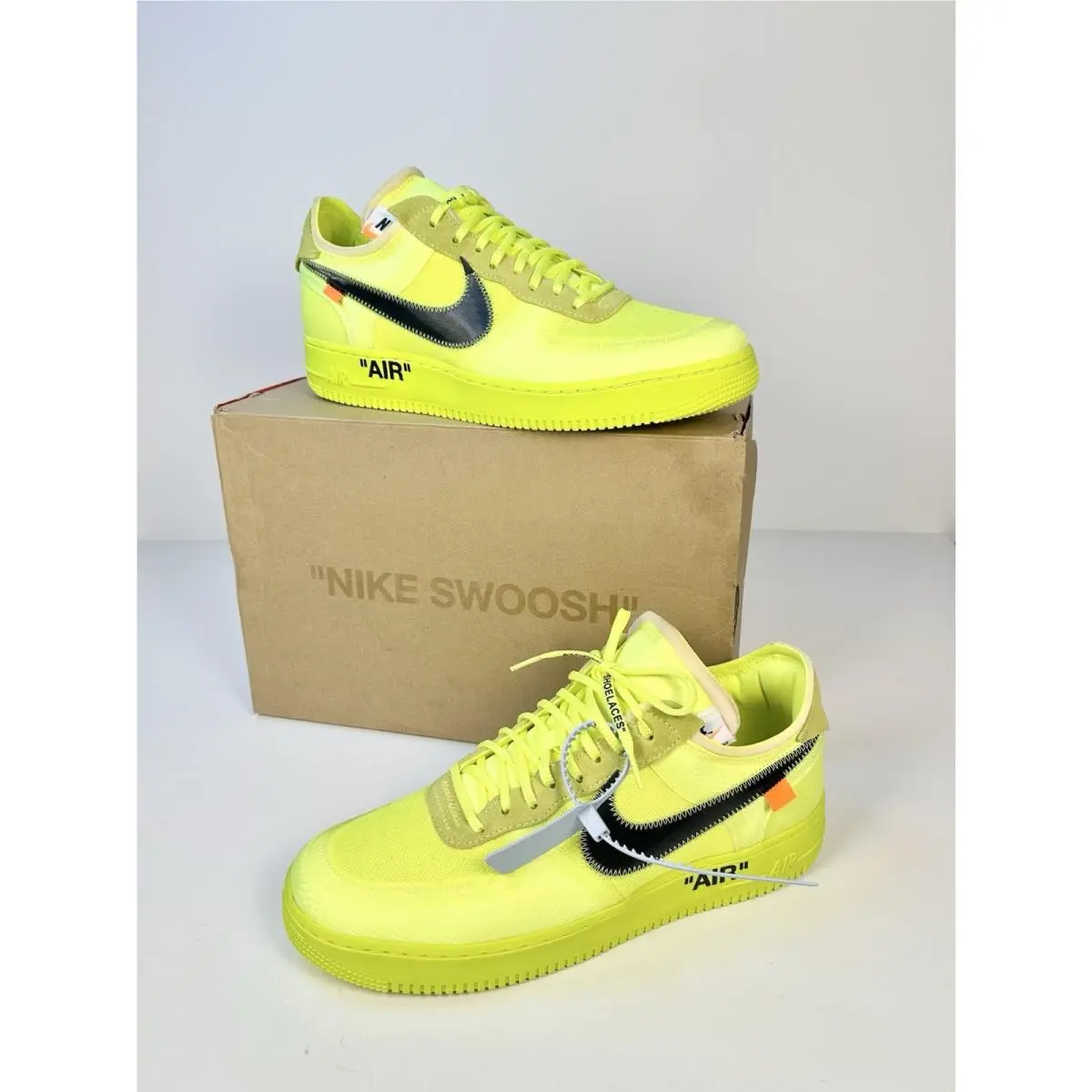 Nike Air Force 1 Men’s Low Off-white Volt Sz 13 Style AO4606 700