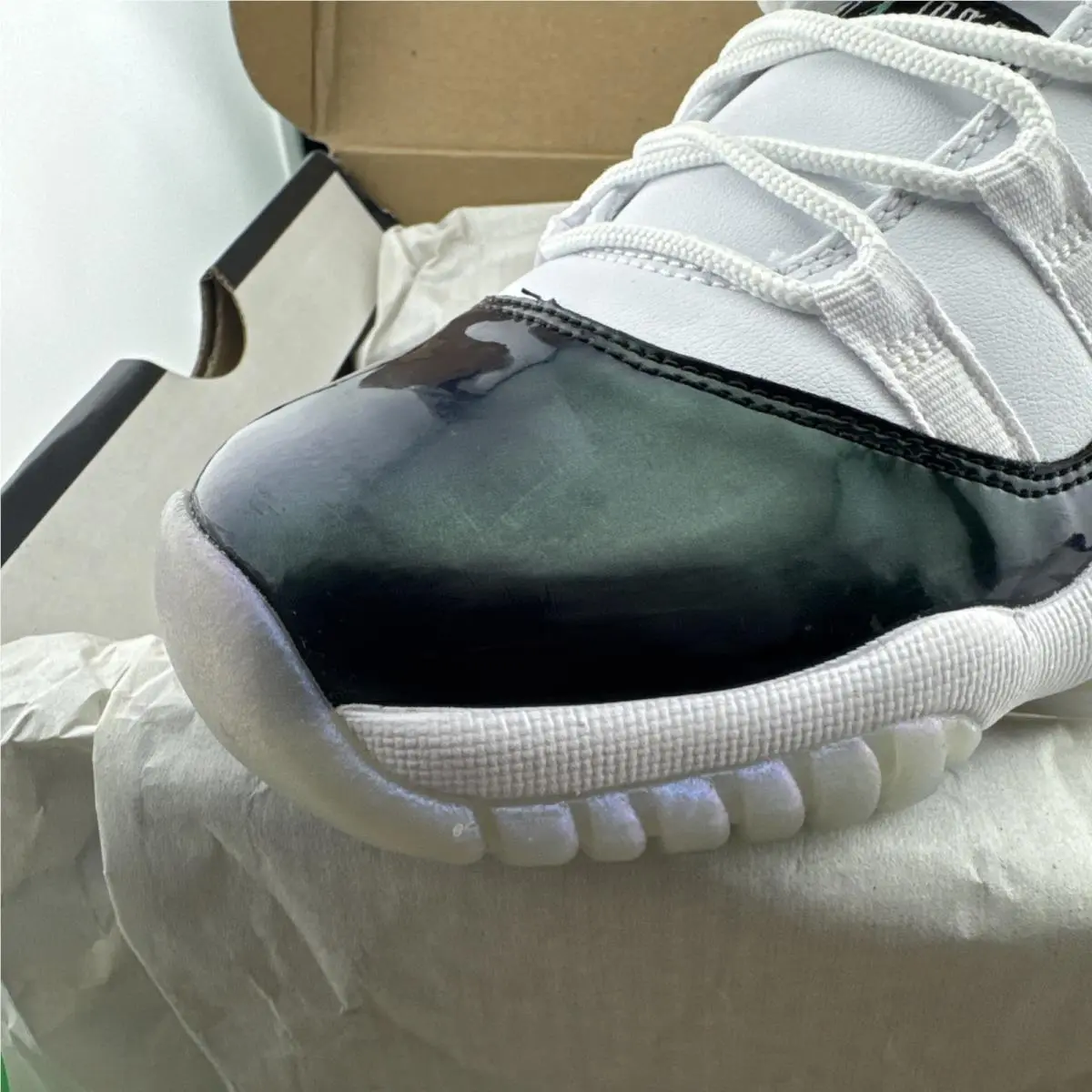 Nike shoes - Air Jordan 11 Low - Air Low - 528896-145 - White, Manufacturer: White/Black Emerald Rise (UPC: 887230301325) 4