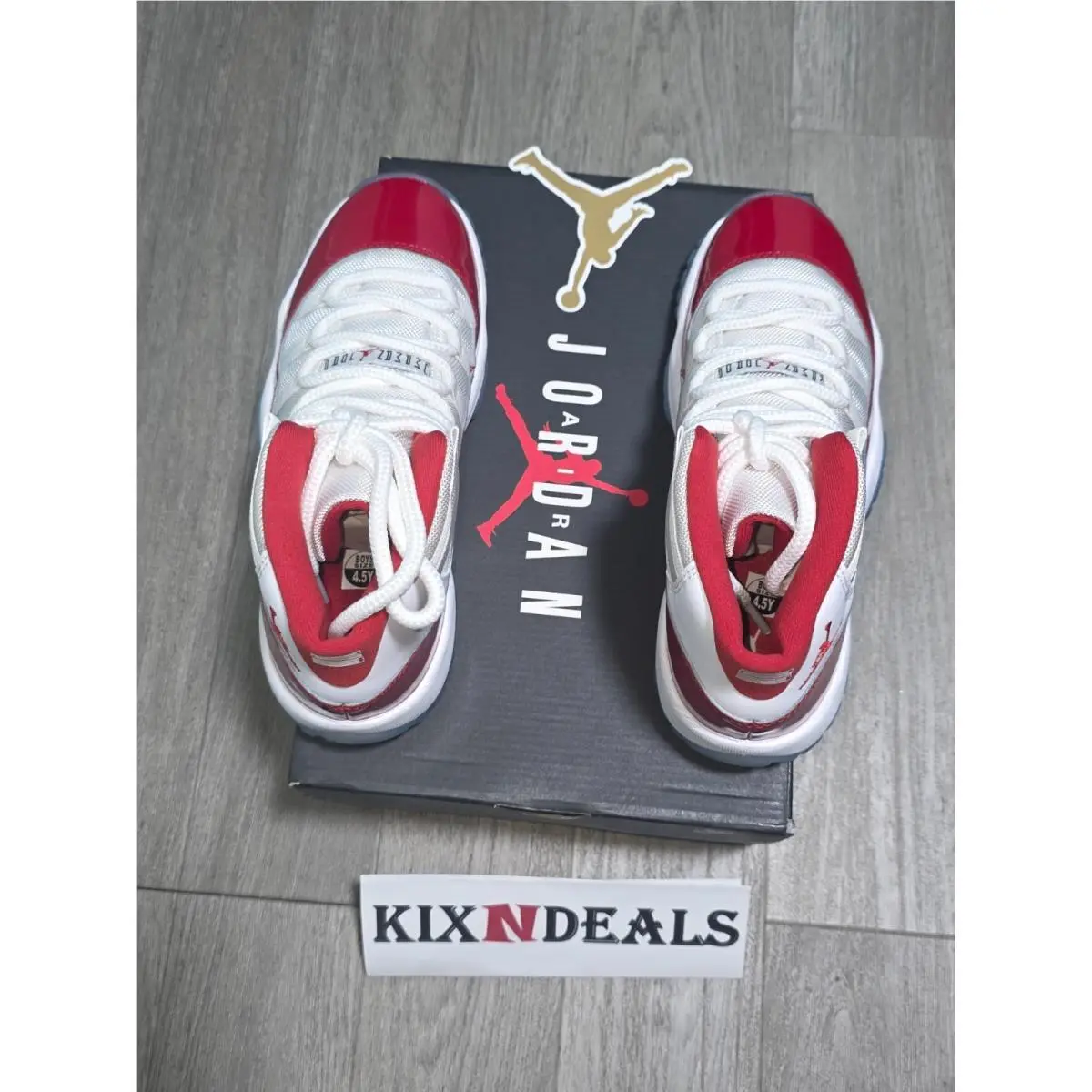 Nike shoes - jordan 11 - Red 3