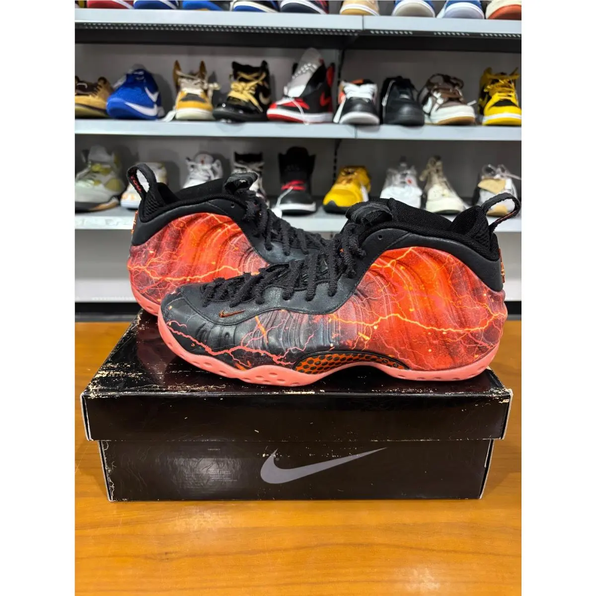 Nike Foamposite Stranger Things Size 10 Ships Fast