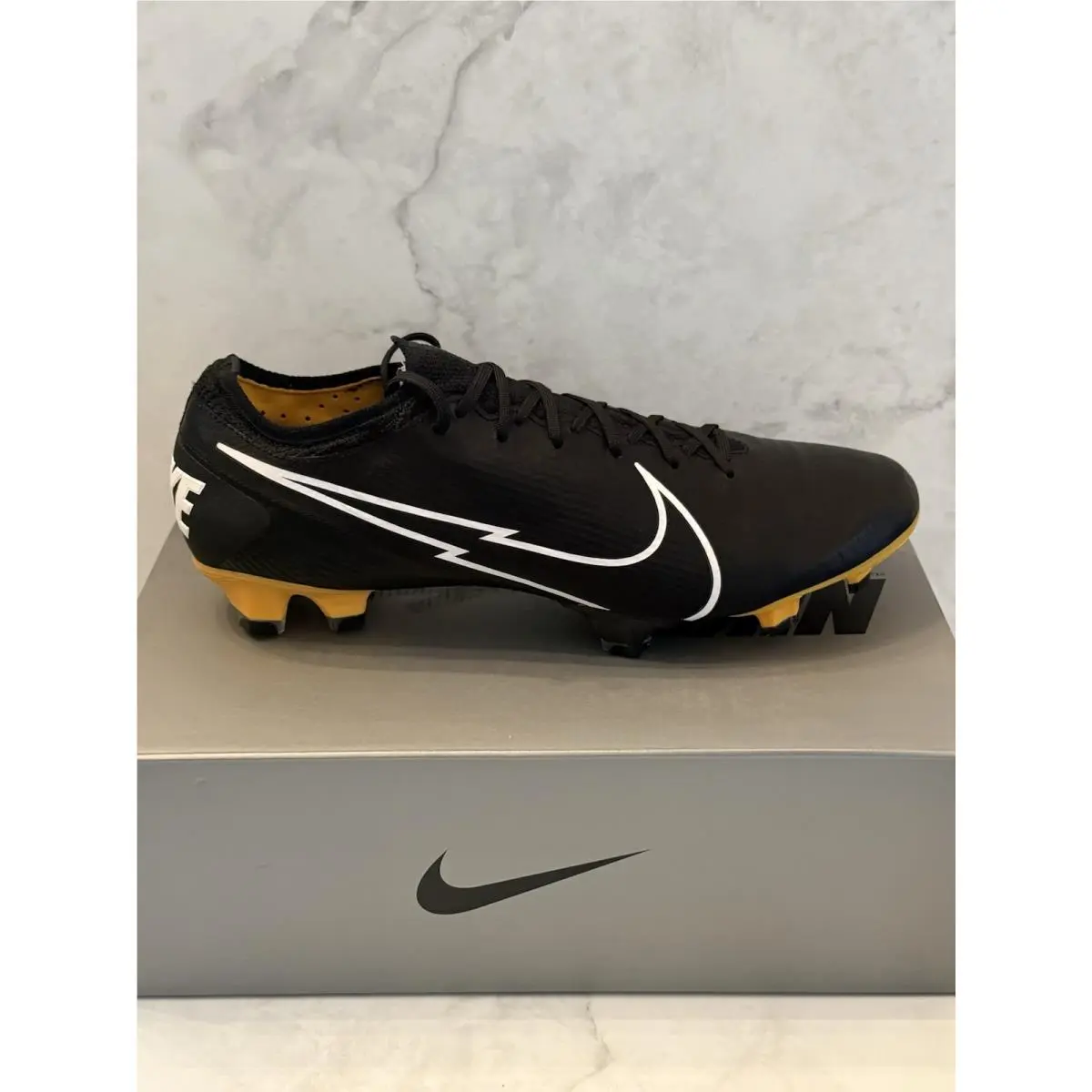 Nike Vapor 13 Elite Tech Craft FG Soccer Cleats Black Gold CJ6320-017 Size 12 US