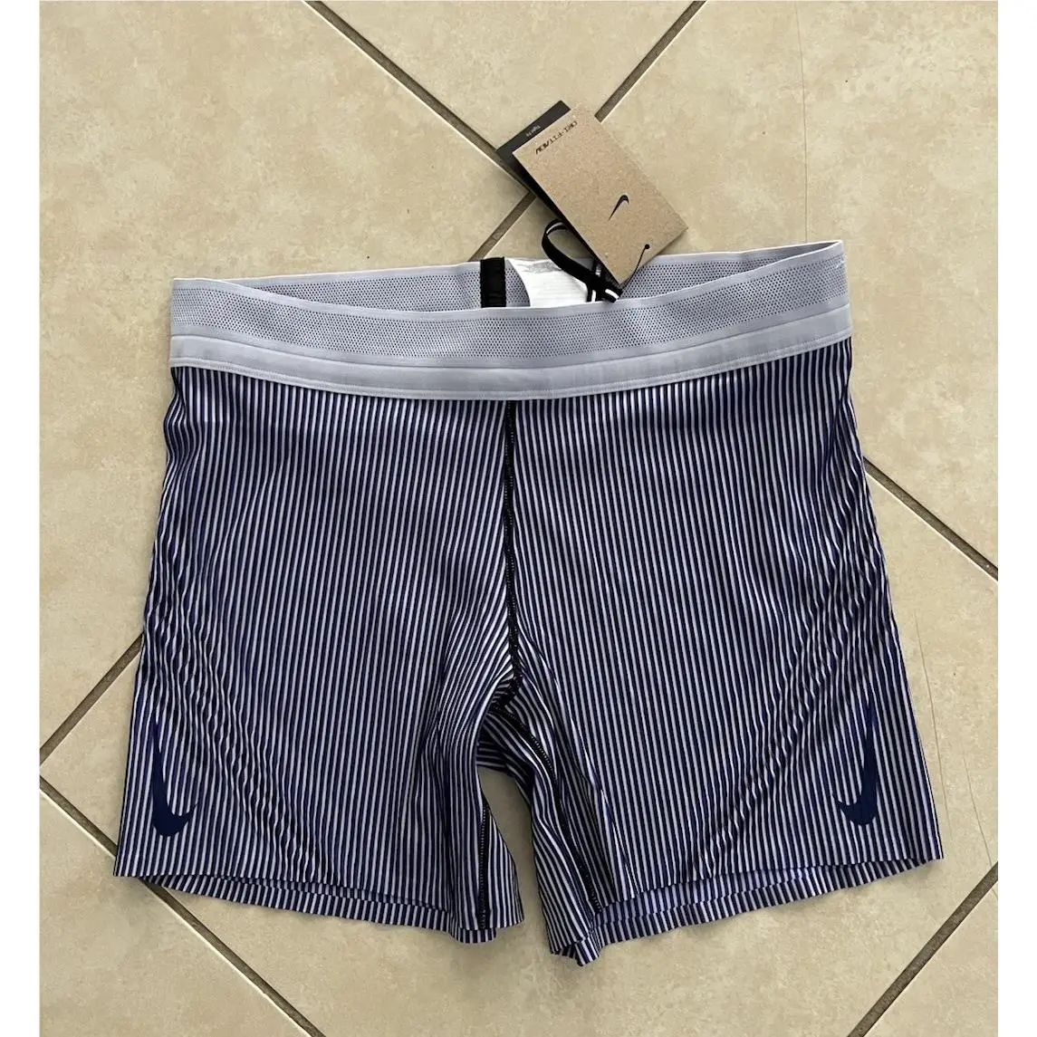 Nike clothing - FN3271 - FN3271 - Purple (UPC: 0198482995119) 3