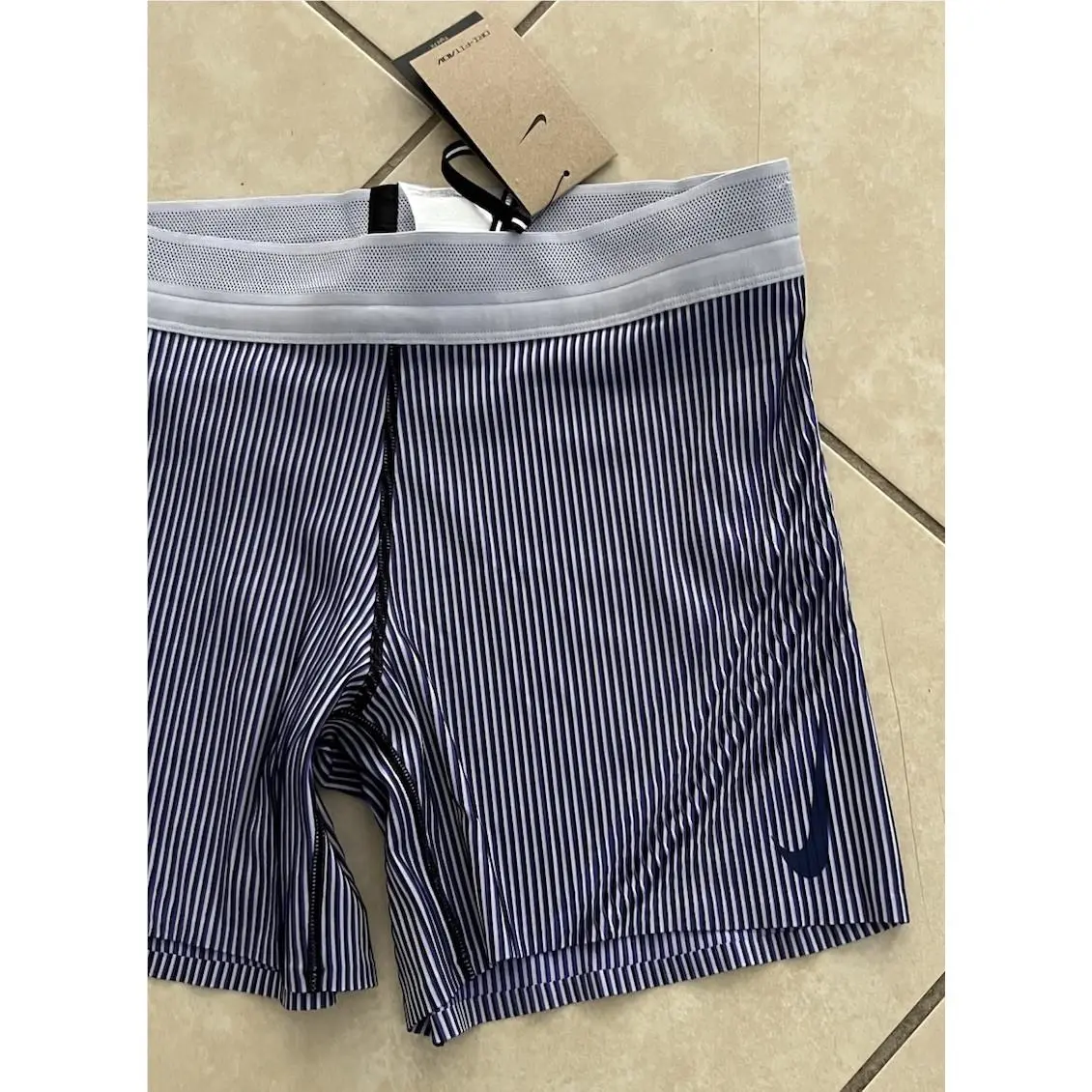 Nike clothing - FN3271 - FN3271 - Purple (UPC: 0198482995119) 4