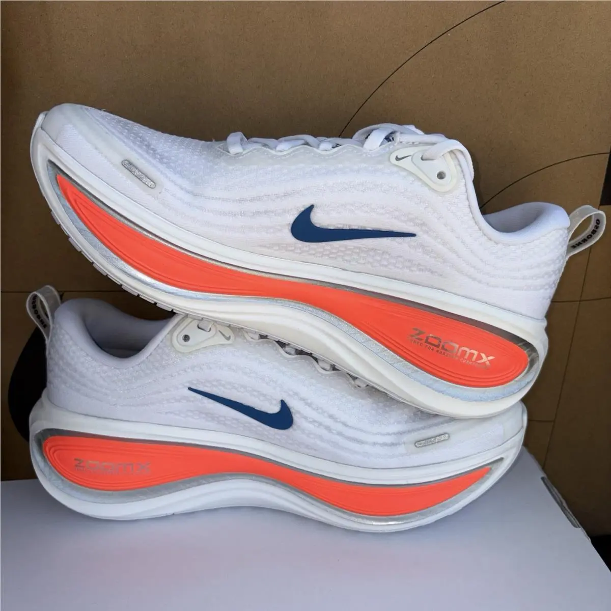 Nike shoes - Nike Vomero Plus - Vomero Plus - HV8154-604 - White 1