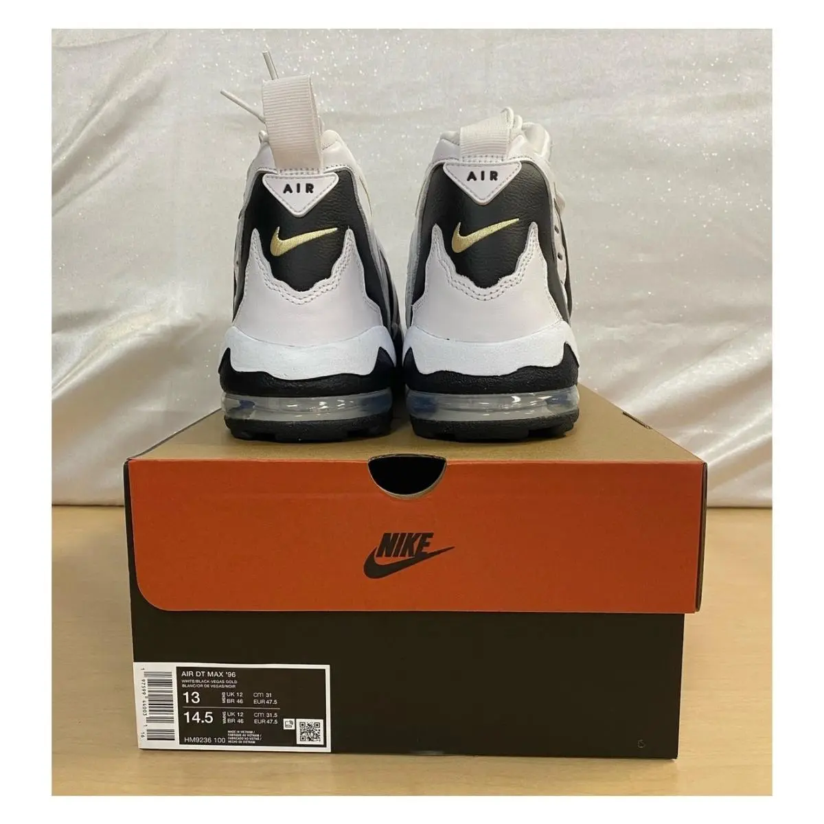 Nike shoes - Black 2