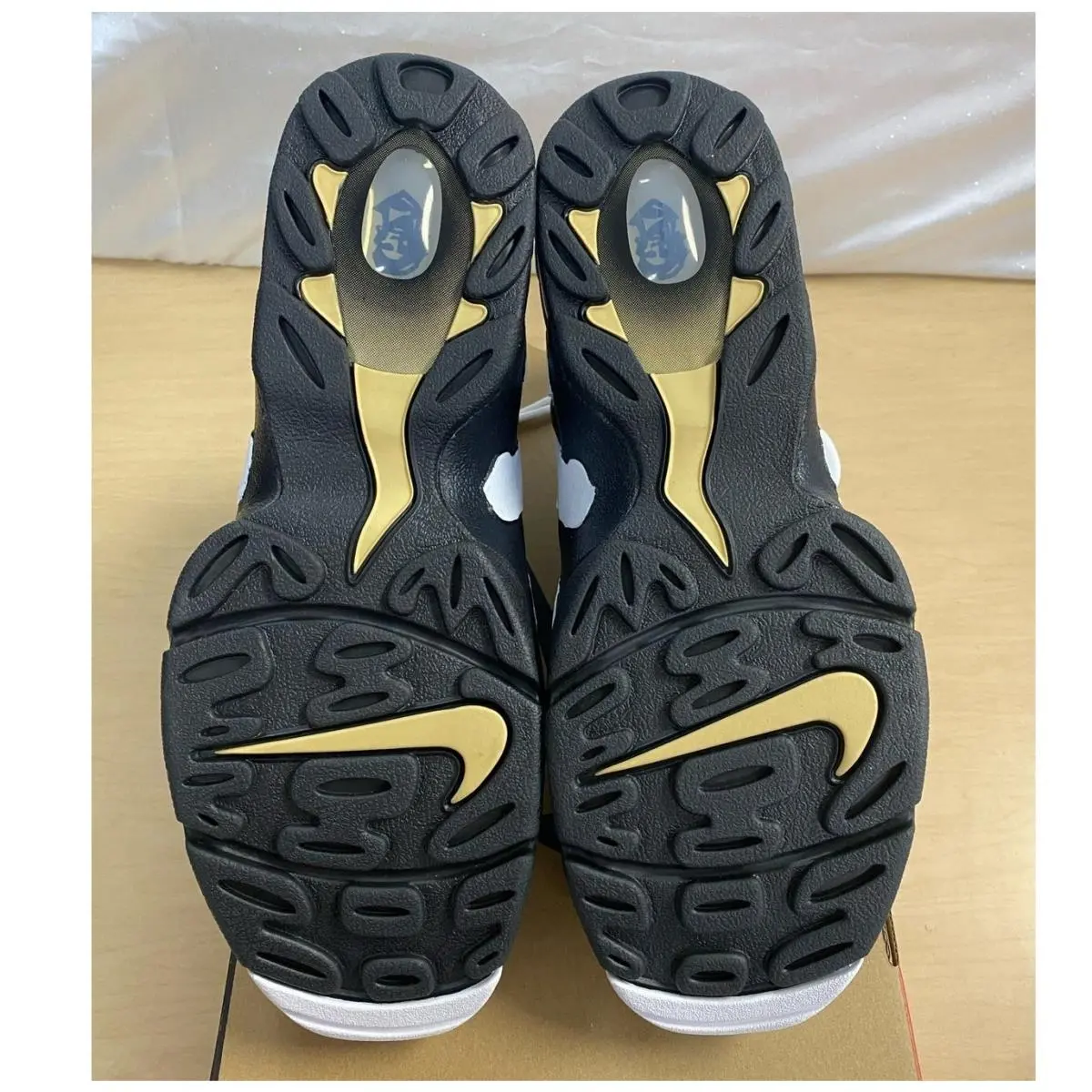Nike shoes - Black 3