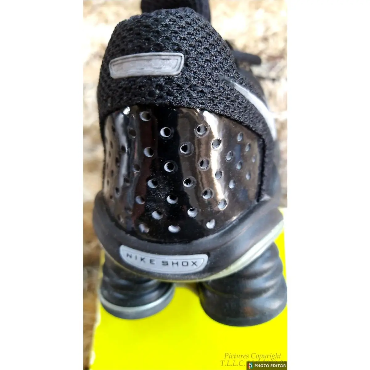 Nike shoes - BLACK AND SILVER (UPC: 685068399800) 1