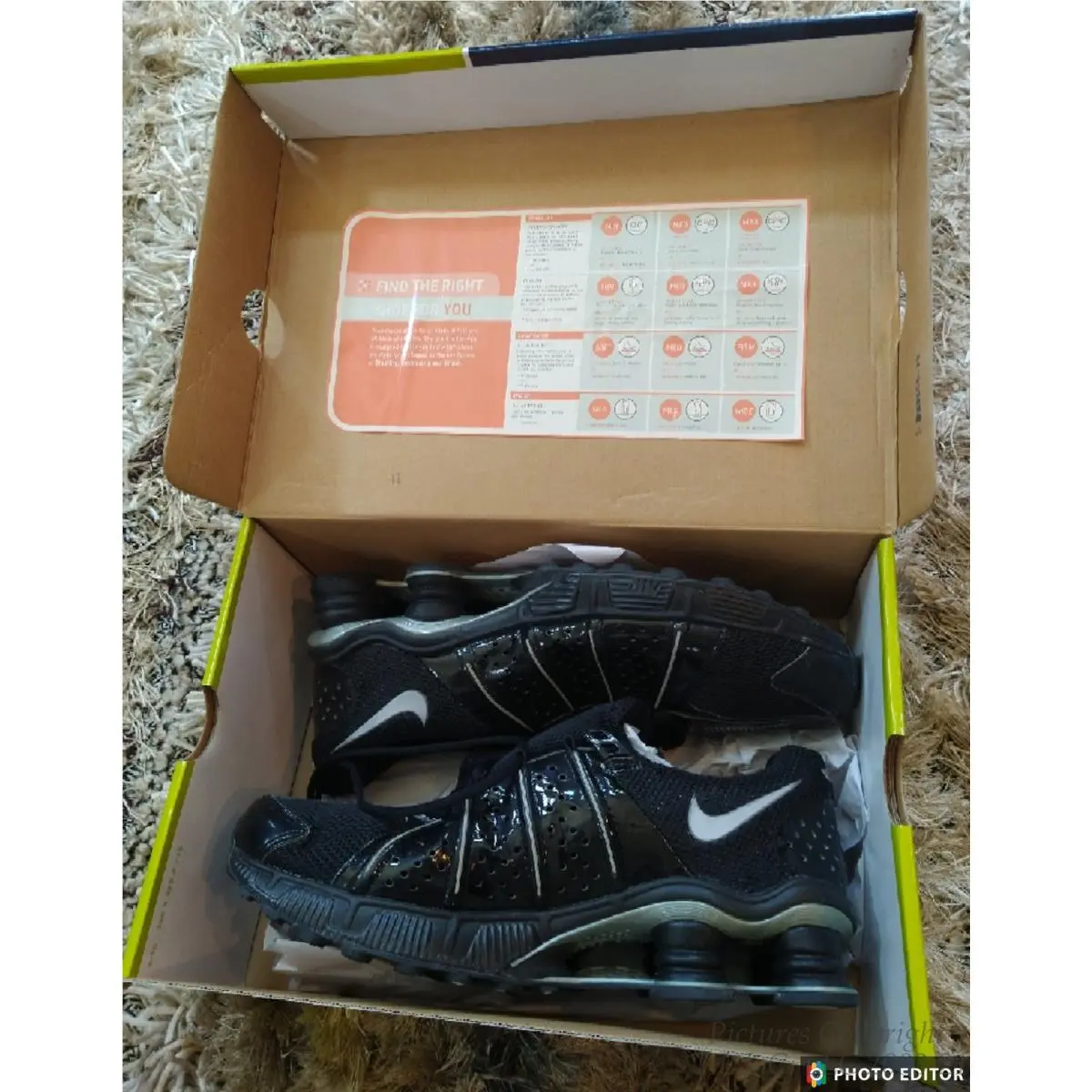 Nike shoes - BLACK AND SILVER (UPC: 685068399800) 4