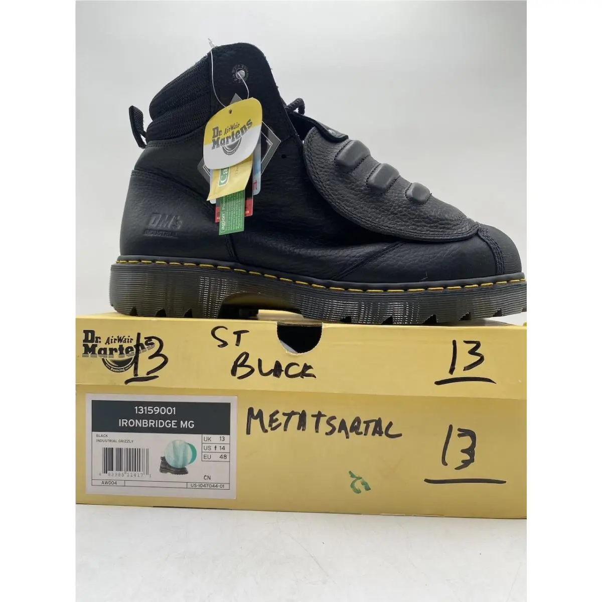 Dr. Martens shoes - Dr. Martens IRONBRIDGE MG - Martens IRONBRIDGE - Black 9
