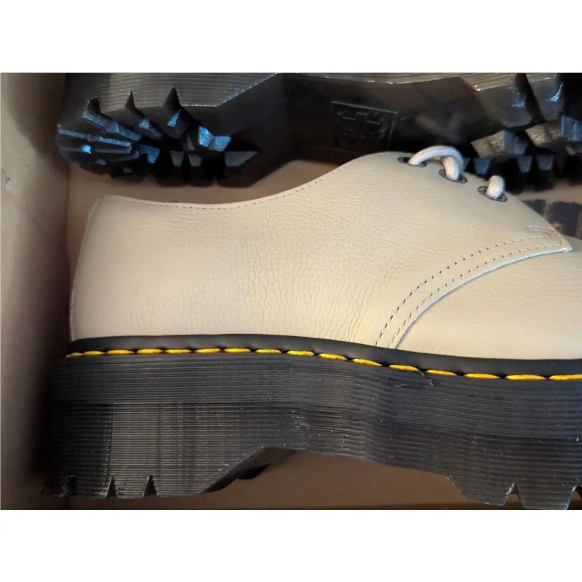 Dr. Martens shoes - White 0