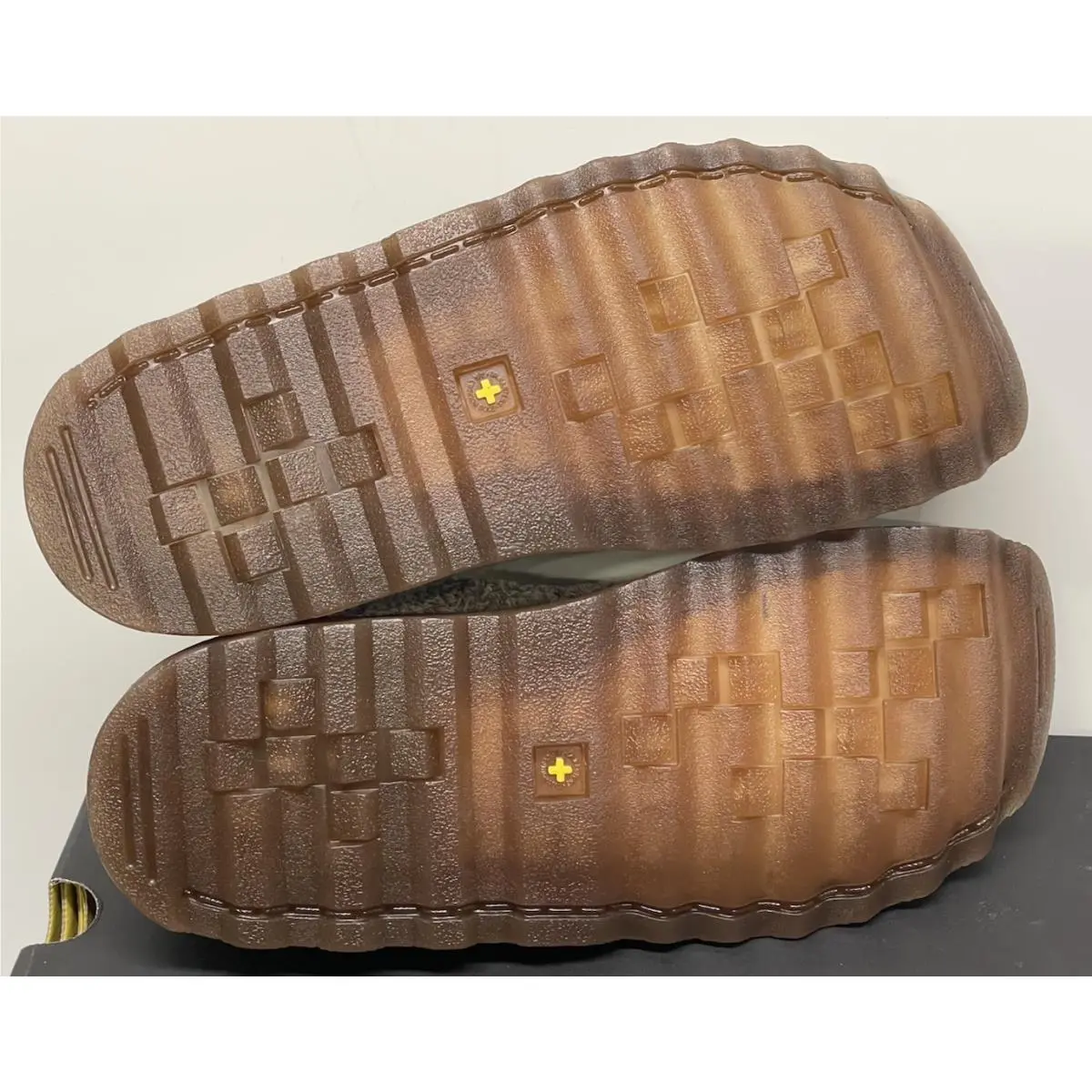 Dr. Martens shoes - Erica Clog - Erica Clog - Beige (UPC: 0800090719185) 5