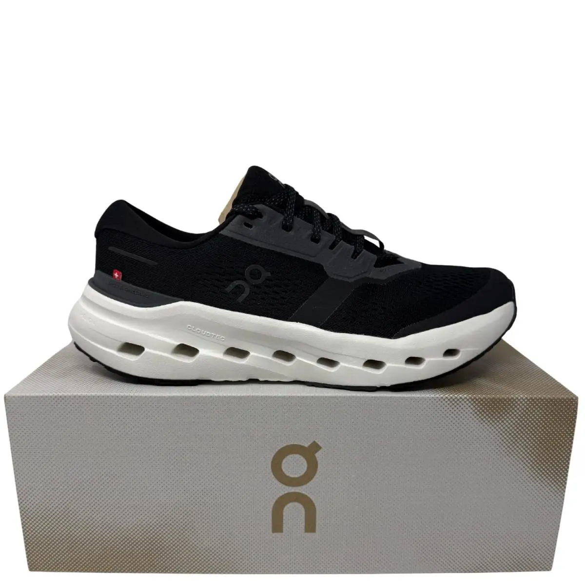 On-Running shoes - Cloudrunner 3 - Cloudrunner - White | Glacier 13