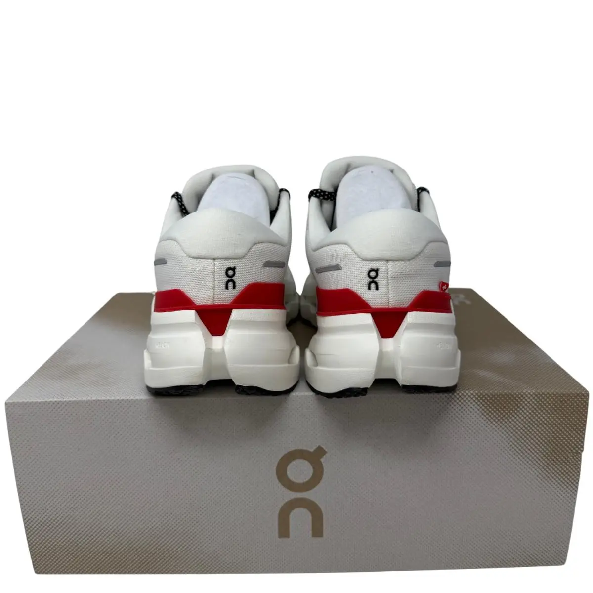 On-Running shoes - Cloudrunner 3 - Cloudrunner - White | Glacier 30