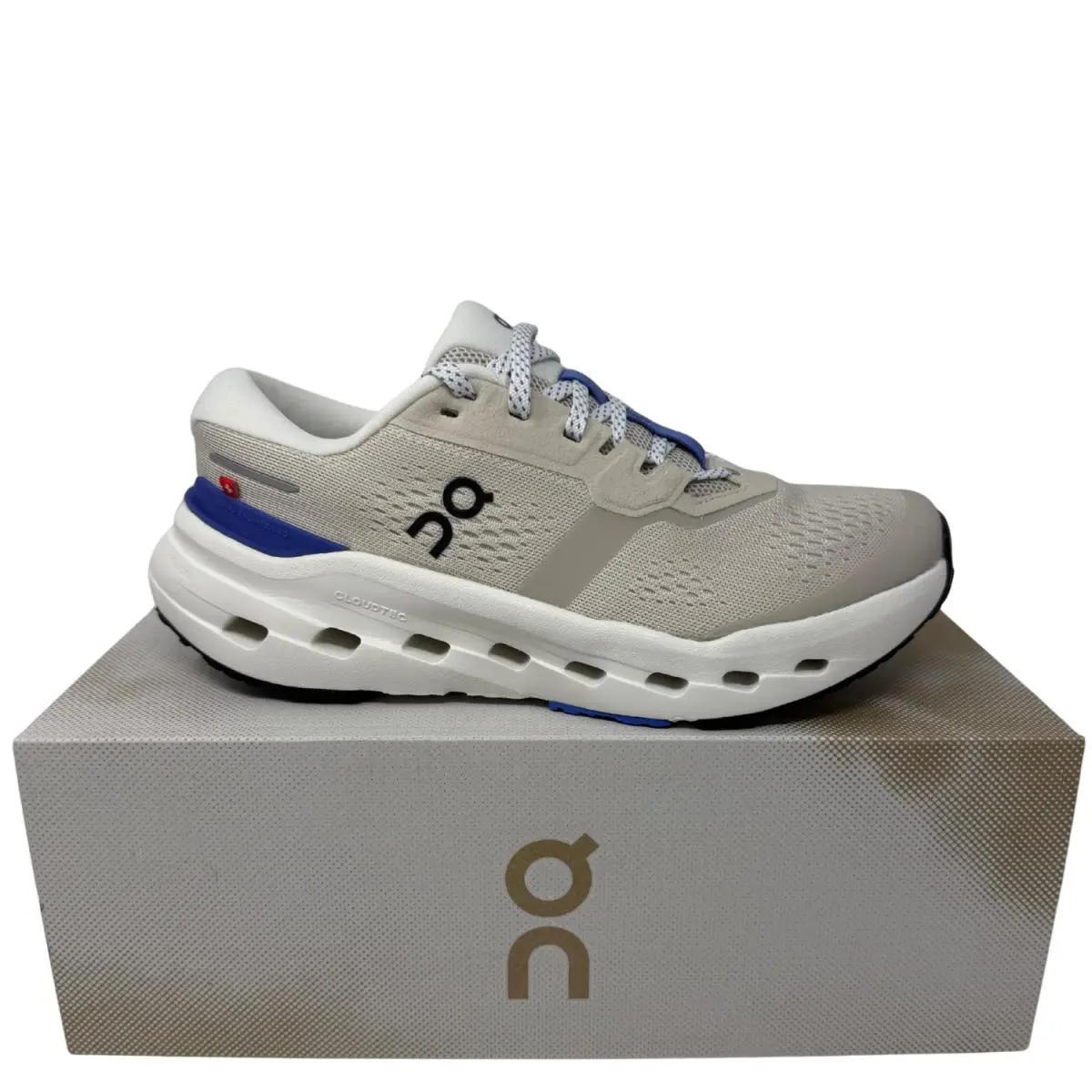On Running Women`s Cloudrunner 3 Generation Assorted - Pearl | Sailor