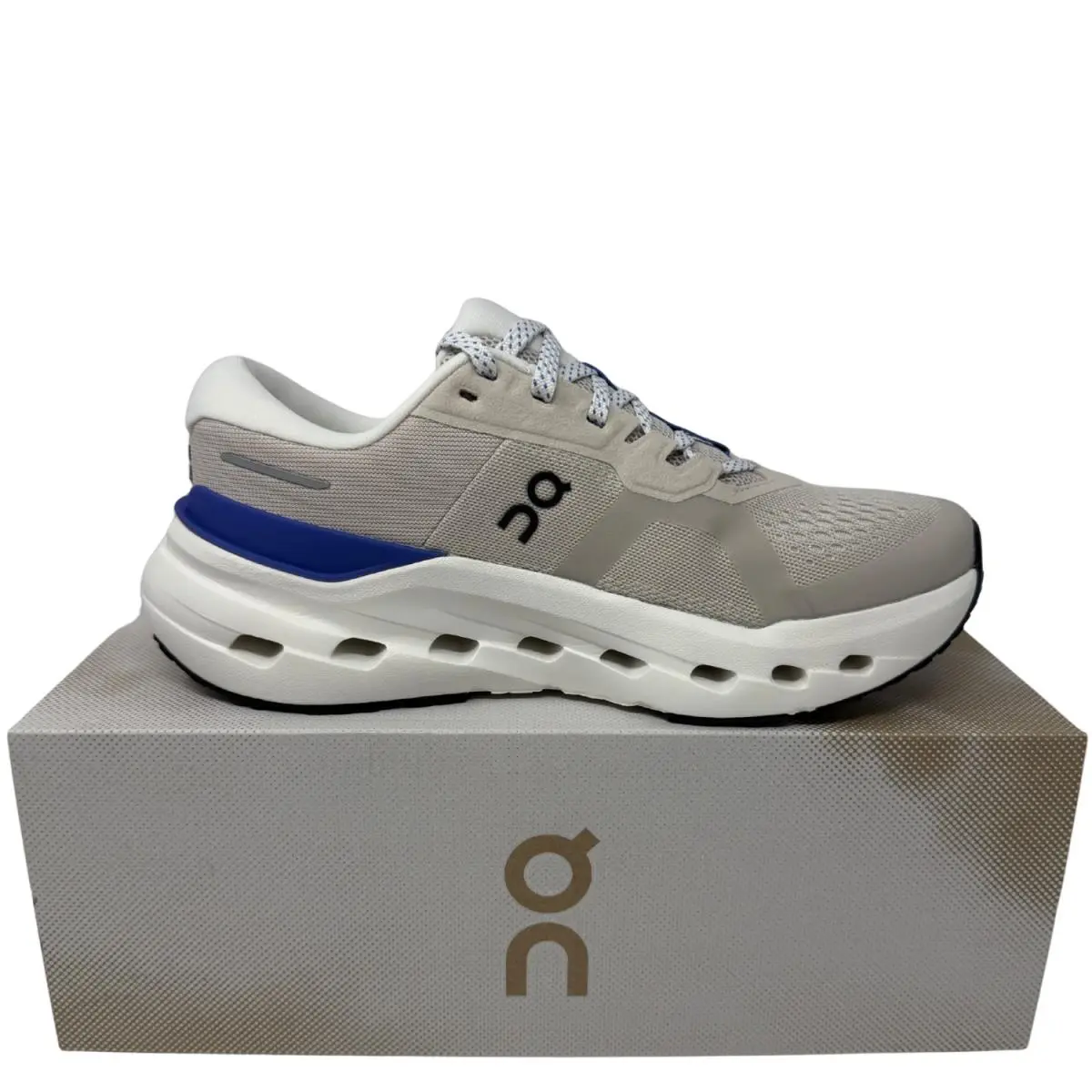 On-Running shoes - Cloudrunner 3 - Cloudrunner - Pearl | Sailor 0
