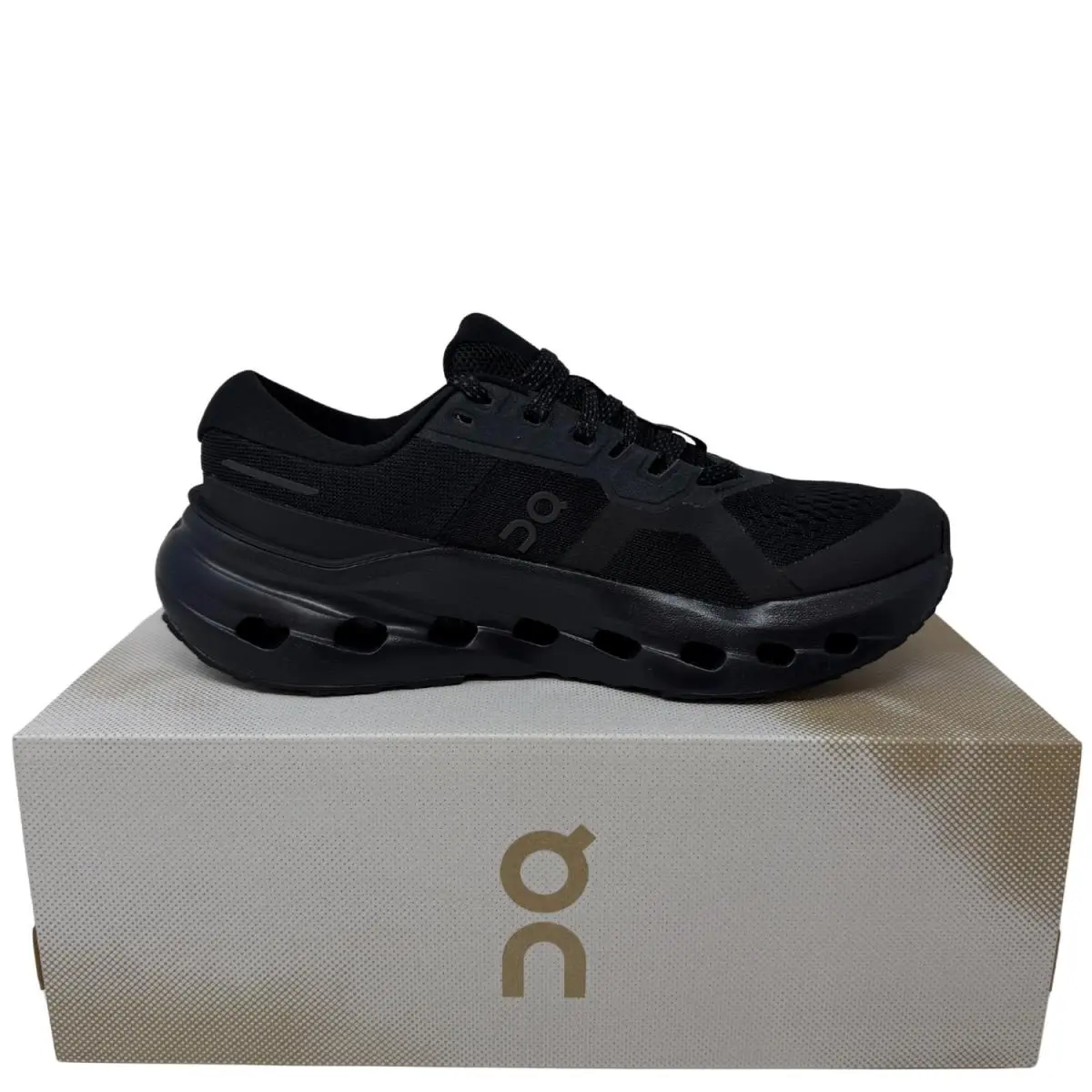 On-Running shoes - Cloudrunner 3 - Cloudrunner - Pearl | Sailor 21