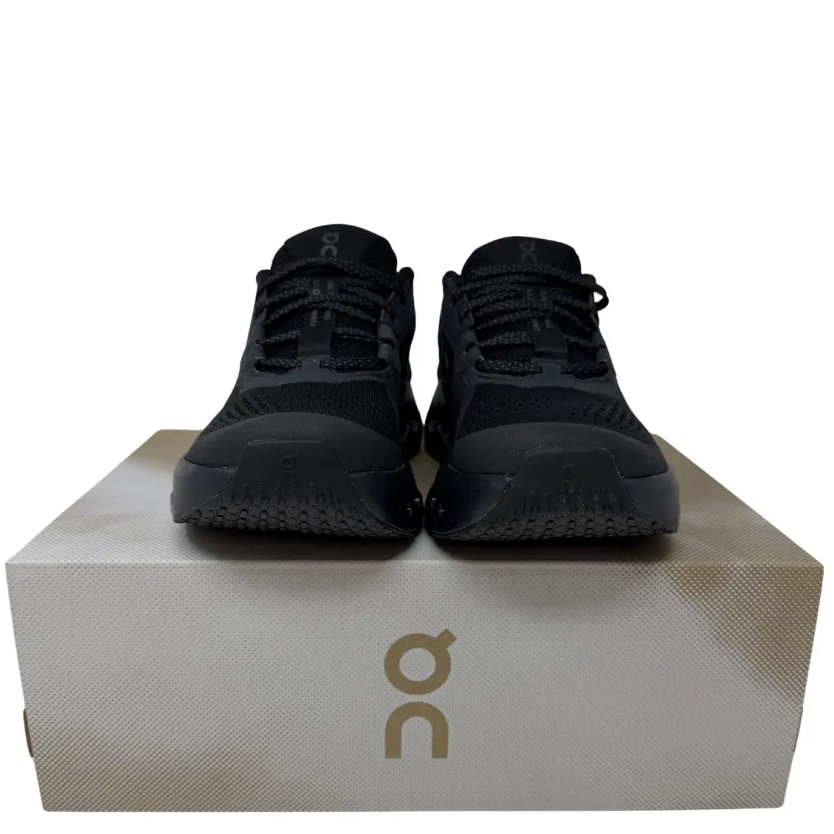 On-Running shoes - Cloudrunner 3 - Cloudrunner - Pearl | Sailor 22