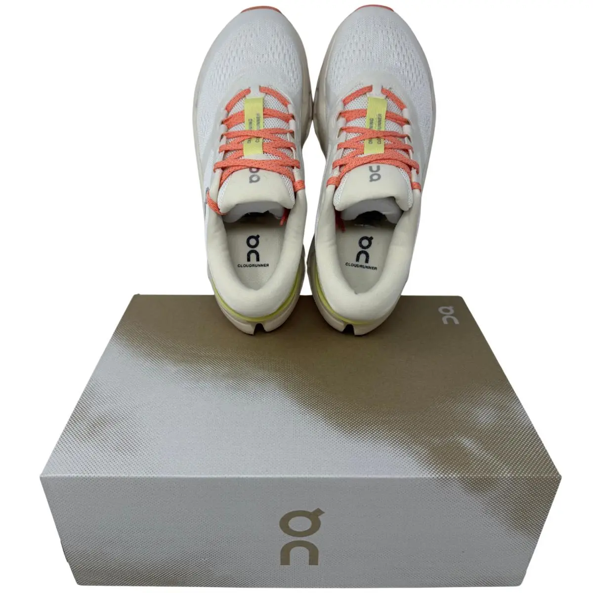 On-Running shoes - Cloudrunner 3 - Cloudrunner - Pearl | Sailor 38