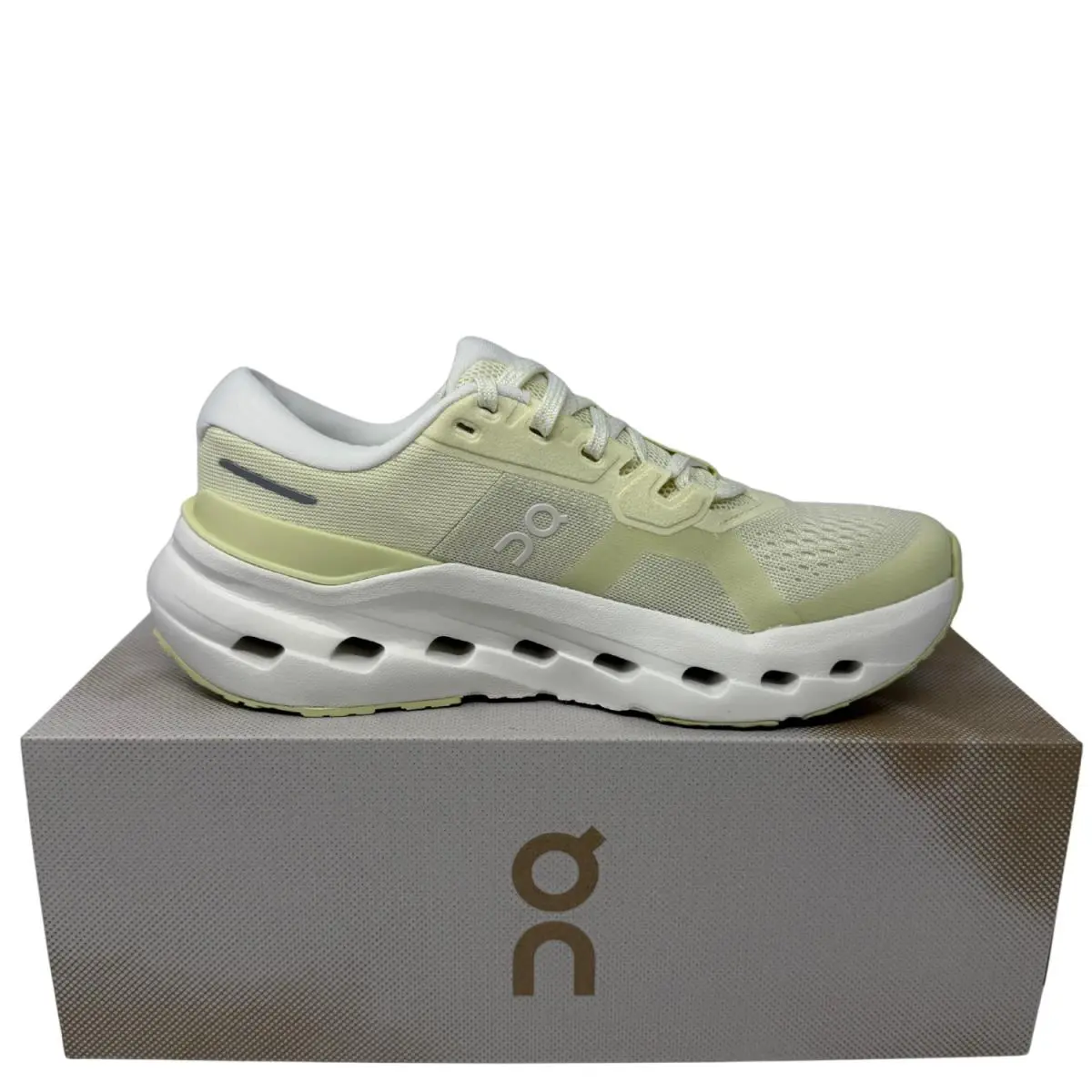 On-Running shoes - Cloudrunner 3 - Cloudrunner - Pearl | Sailor 28