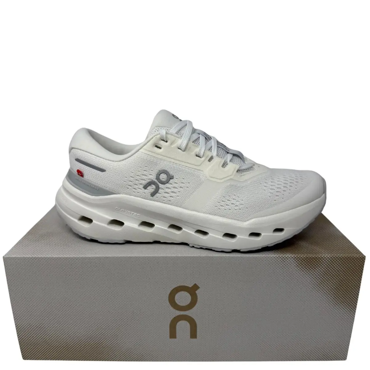 On-Running shoes - Cloudrunner 3 - Cloudrunner - Pearl | Sailor 13