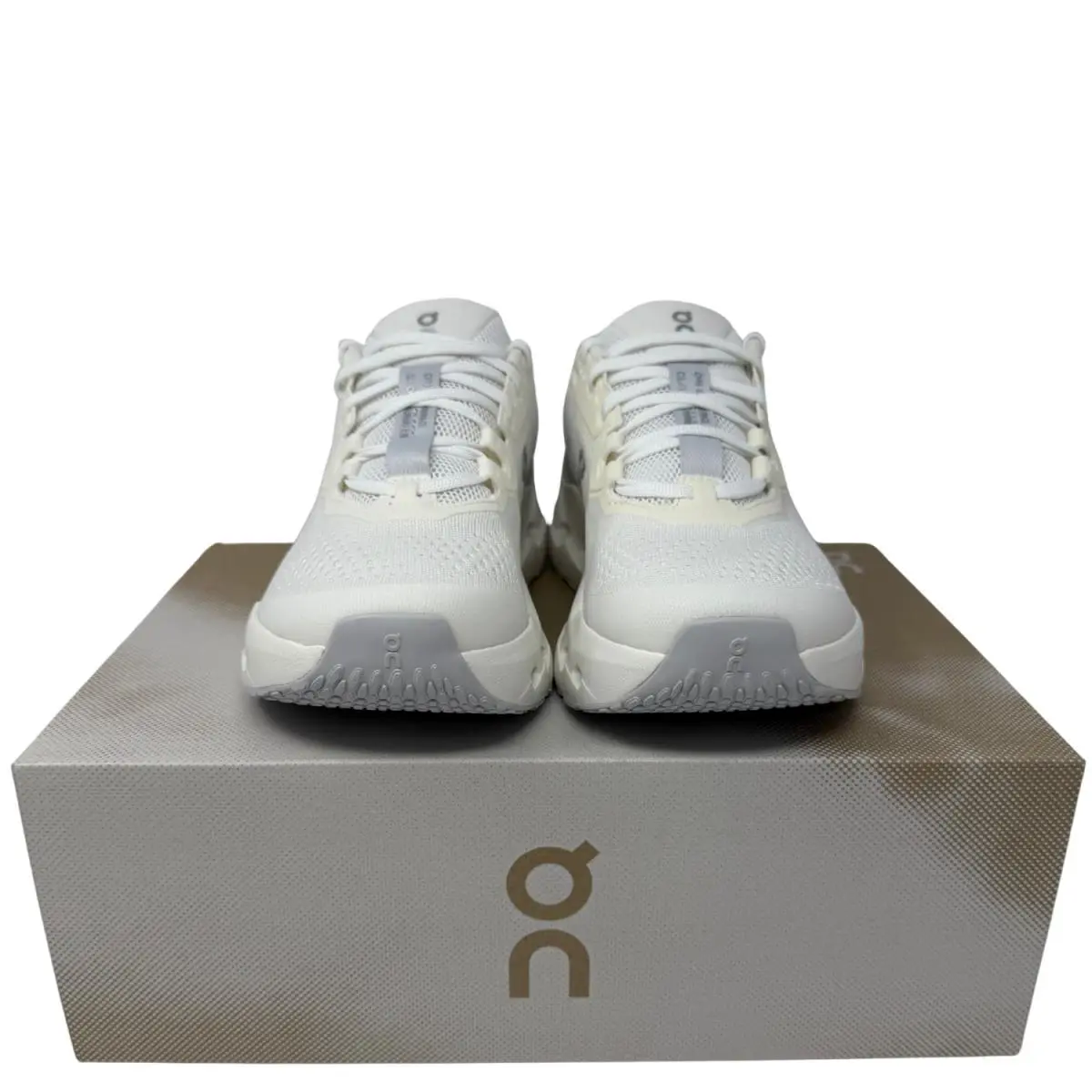 On-Running shoes - Cloudrunner 3 - Cloudrunner - Pearl | Sailor 15