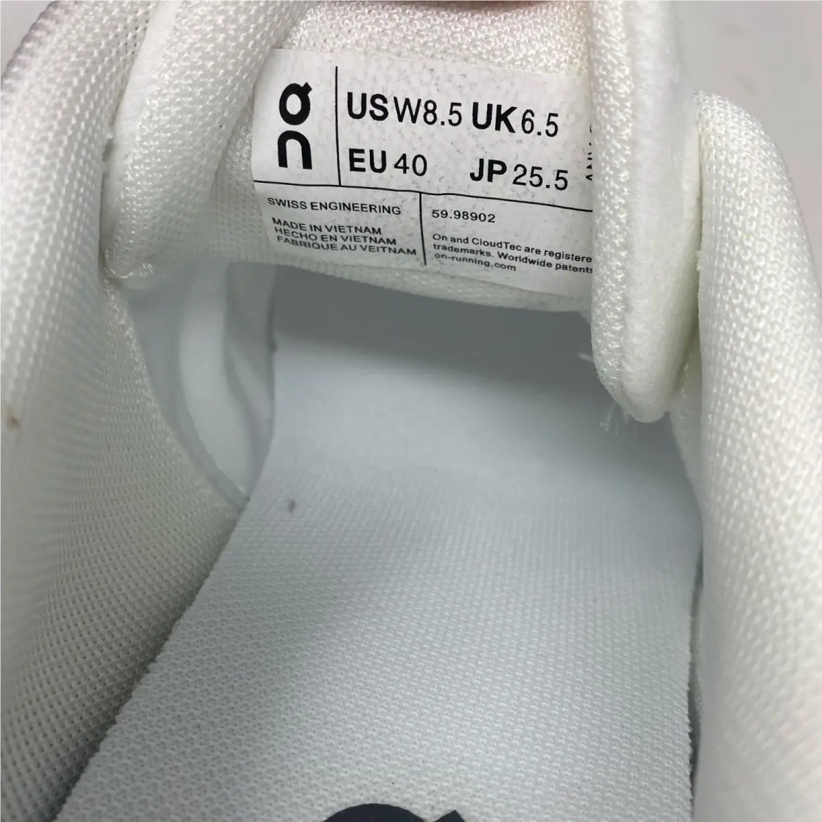 On-Running shoes - On Cloud 5 - Cloud - 59-98902 - White 0