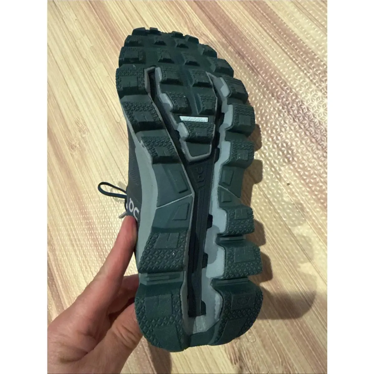 On-Running shoes - On Cloudventure Waterproof - Cloudventure Waterproof - Green 2