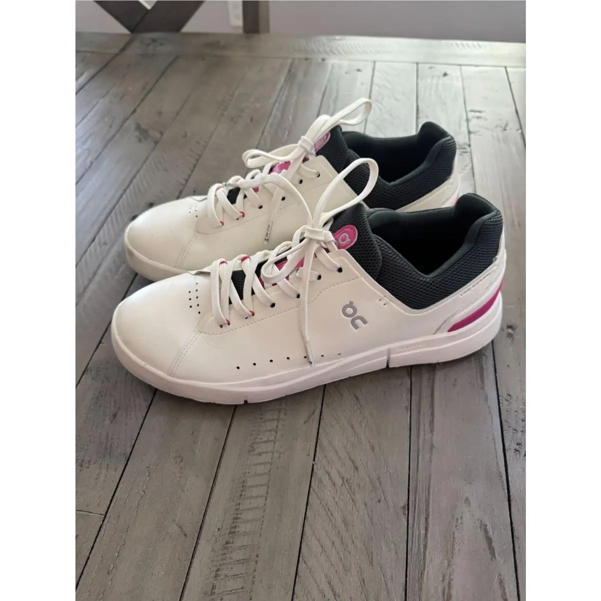 On Running Cloud Women`s The Roger Advantage Sneakers White Pink Size 43 / 11