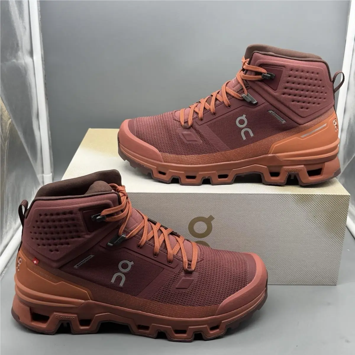 On Running Cloudrock 2 Waterproof Women’s 10.5 Trail Hiking Shoes ‘beet/auburn’