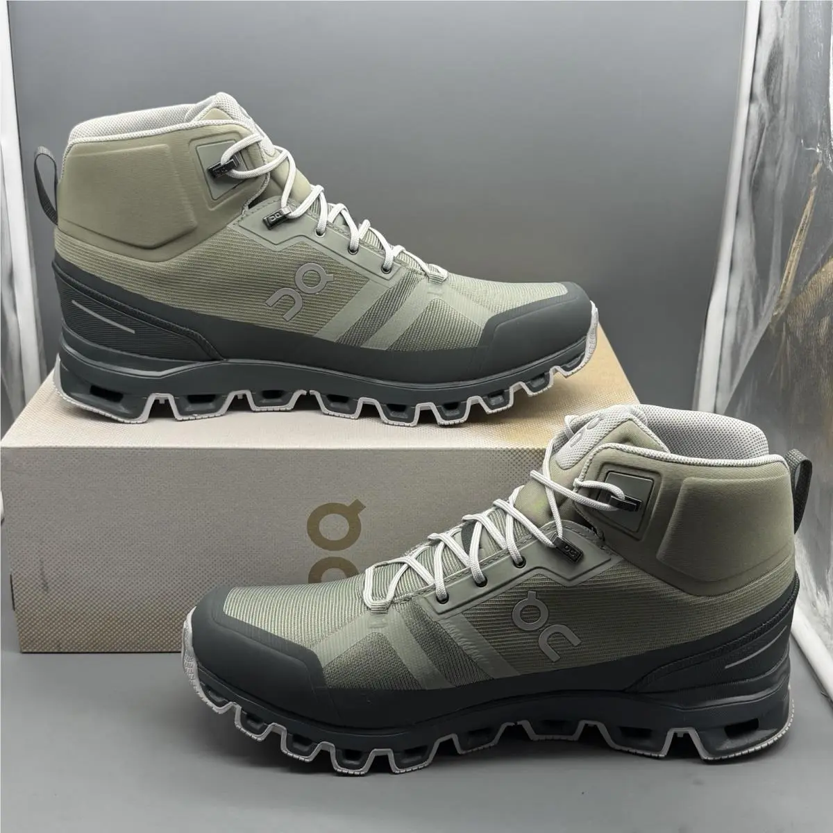 On-Running shoes - Cloudrock Waterproof - Cloudrock Waterproof - 2399047 - Green/Gary (UPC: 7630440655831) 1