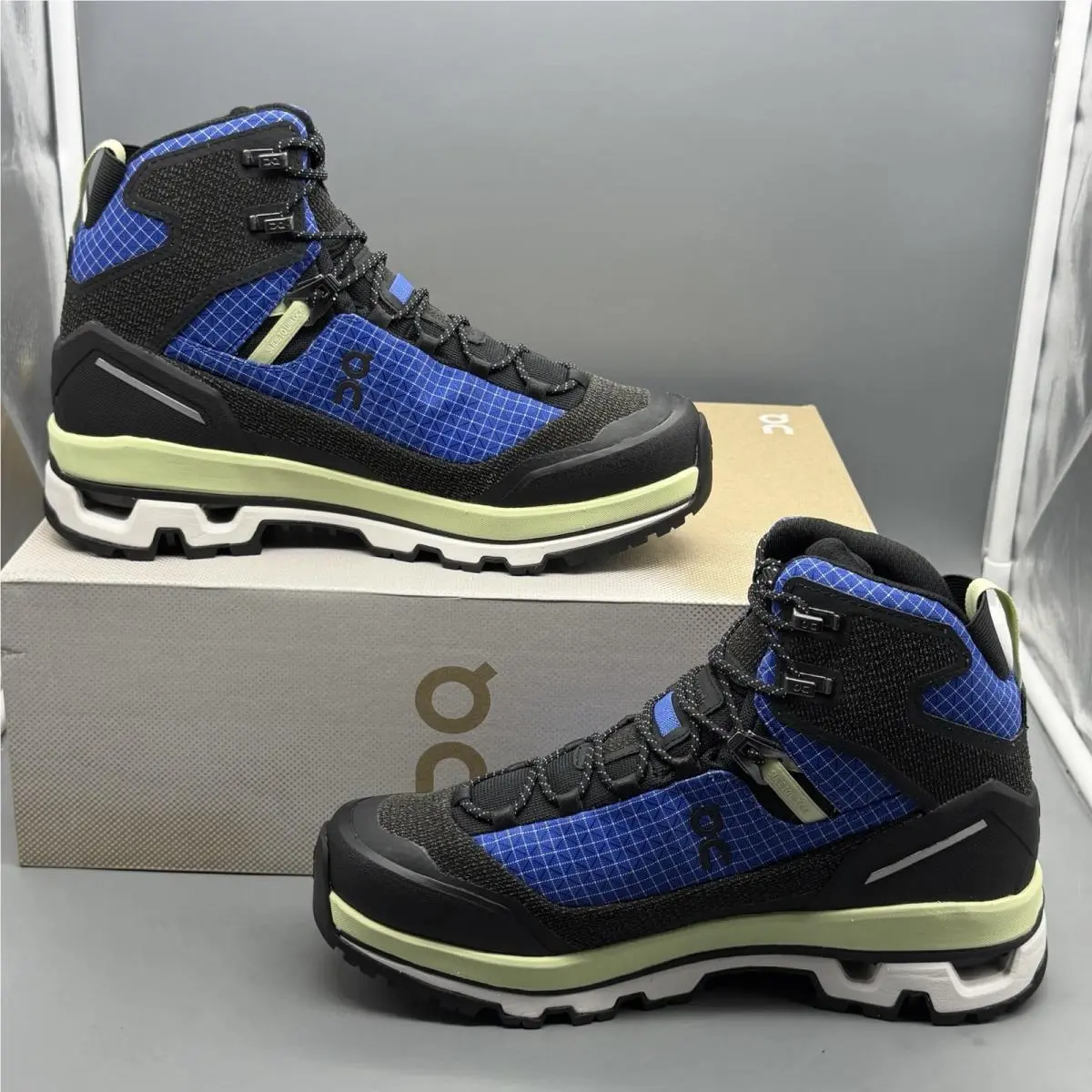 On-Running shoes - On Cloudalpine Waterproof - Cloudalpine Waterproof - 3WD10841198 - Multicolor (UPC: 7630419179603) 1