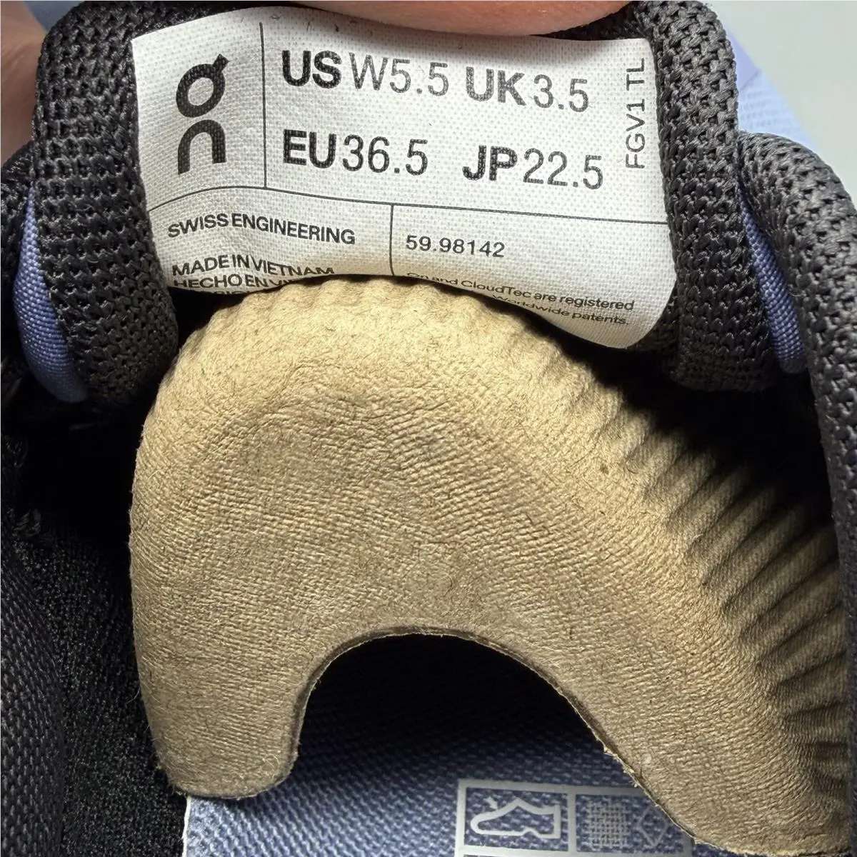 On-Running shoes - On Cloud 5 Waterproof - Cloud Waterproof - 5998142 - Slate/Magnet (UPC: 0191497052334) 11