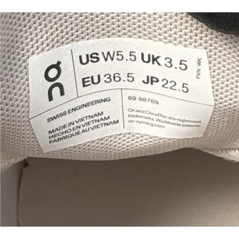 On-Running shoes - On Cloud 5 Ready - Cloud Ready - 8998769 - Ivory/Black 10