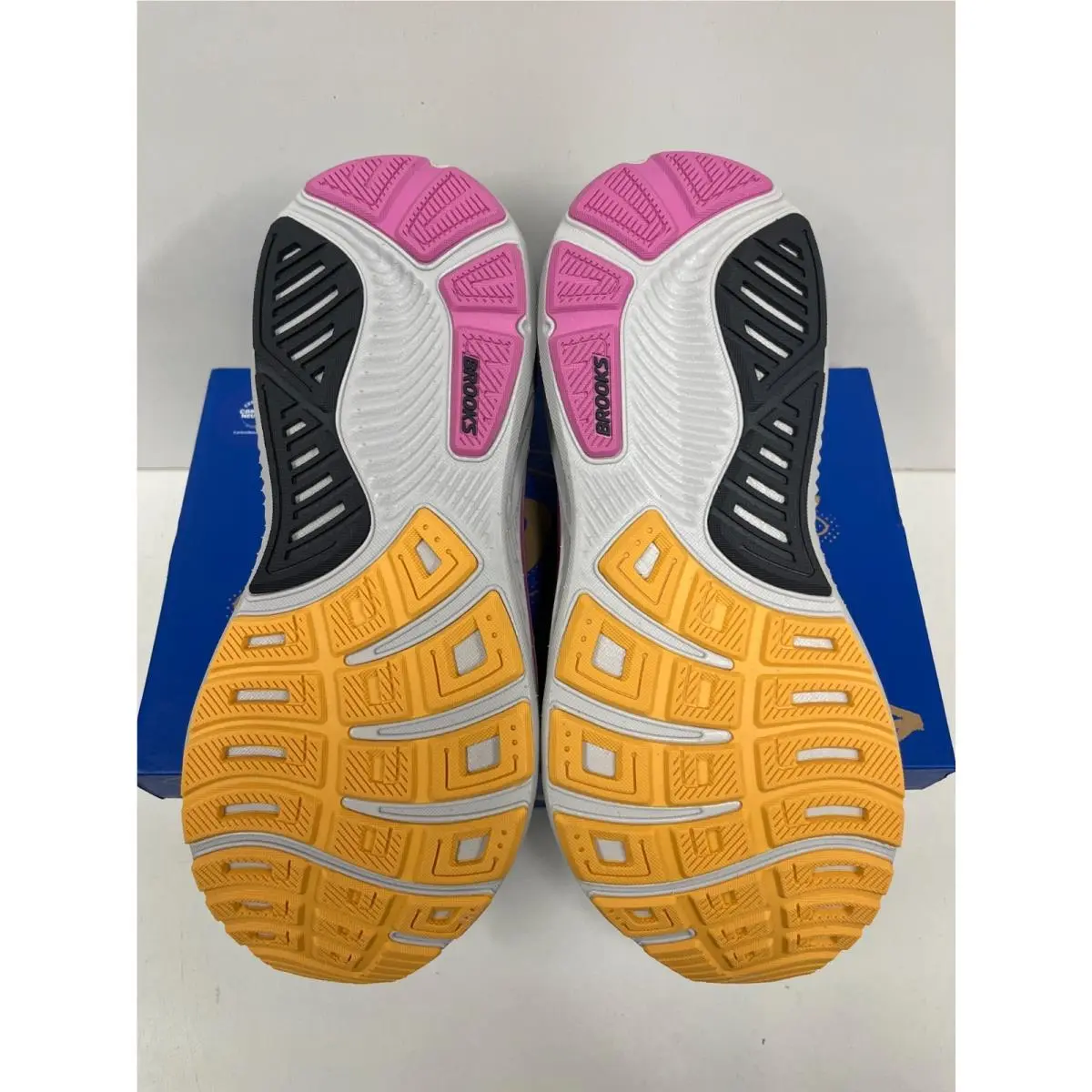 Brooks shoes - Brooks Ghost 17 - Ghost - Oyster/Apricot/Pink (070) 2