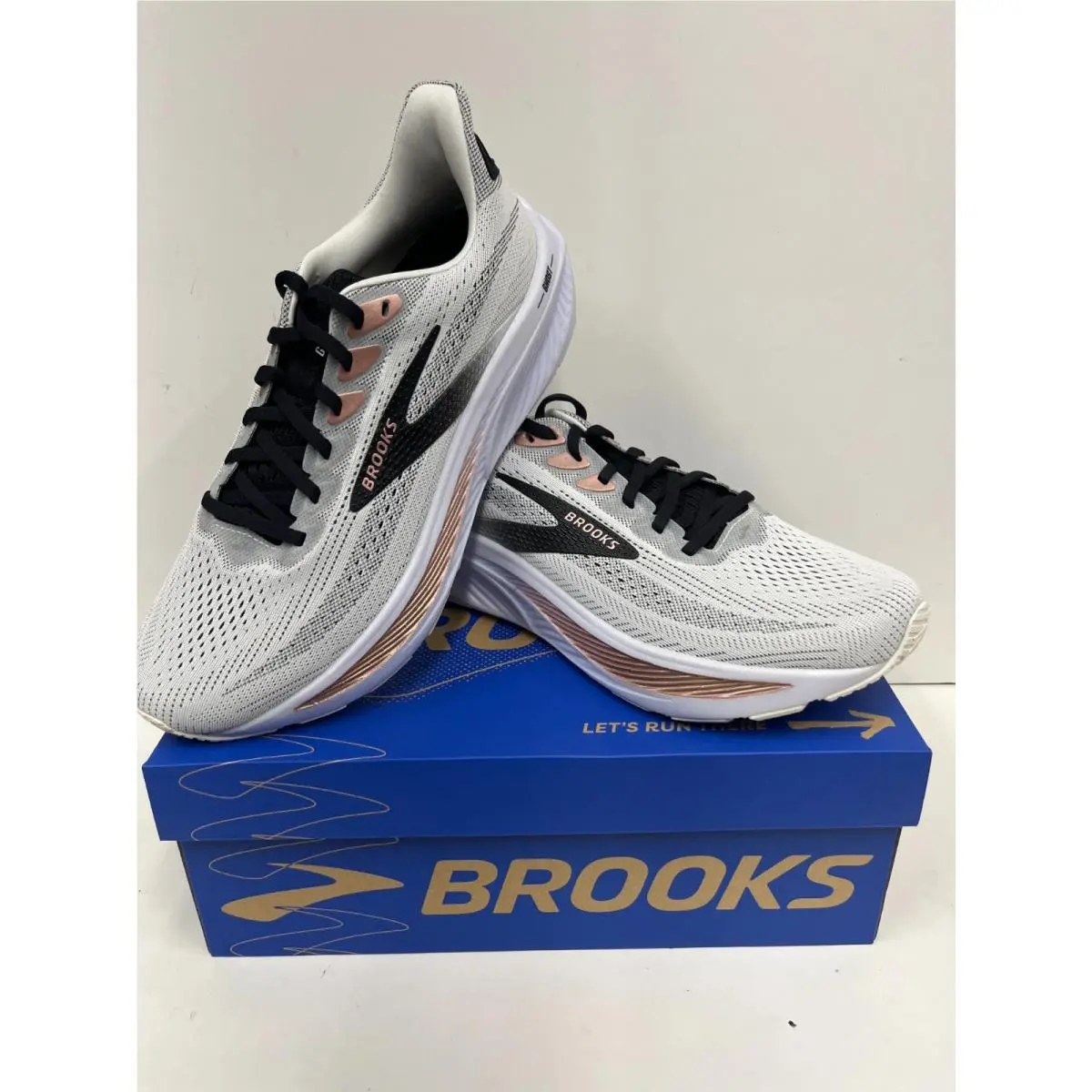 Brooks shoes - Brooks Ghost 17 - Ghost - Oyster/Apricot/Pink (070) 54