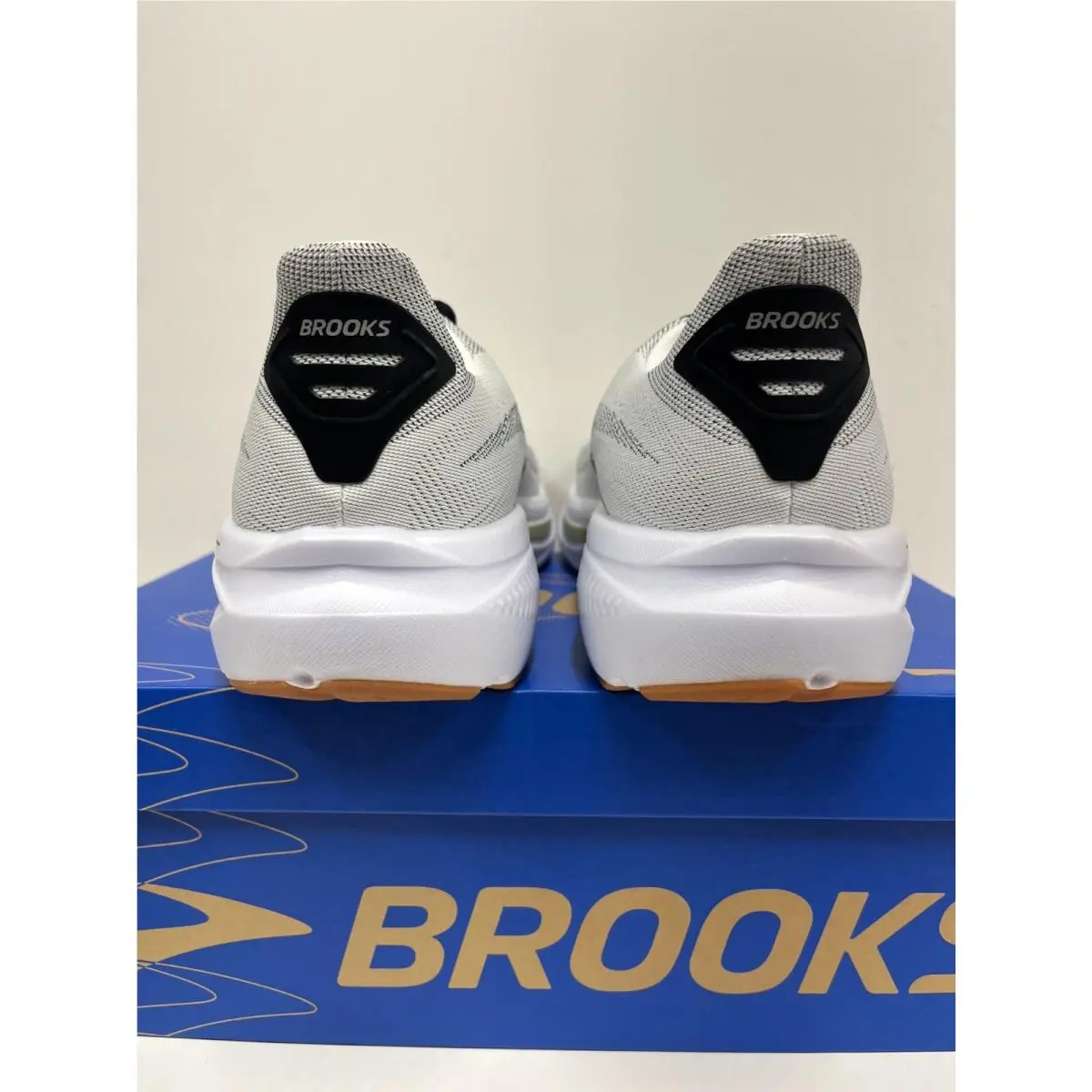 Brooks shoes - Brooks Ghost 17 - Ghost - Black/Grey/White (090) 54