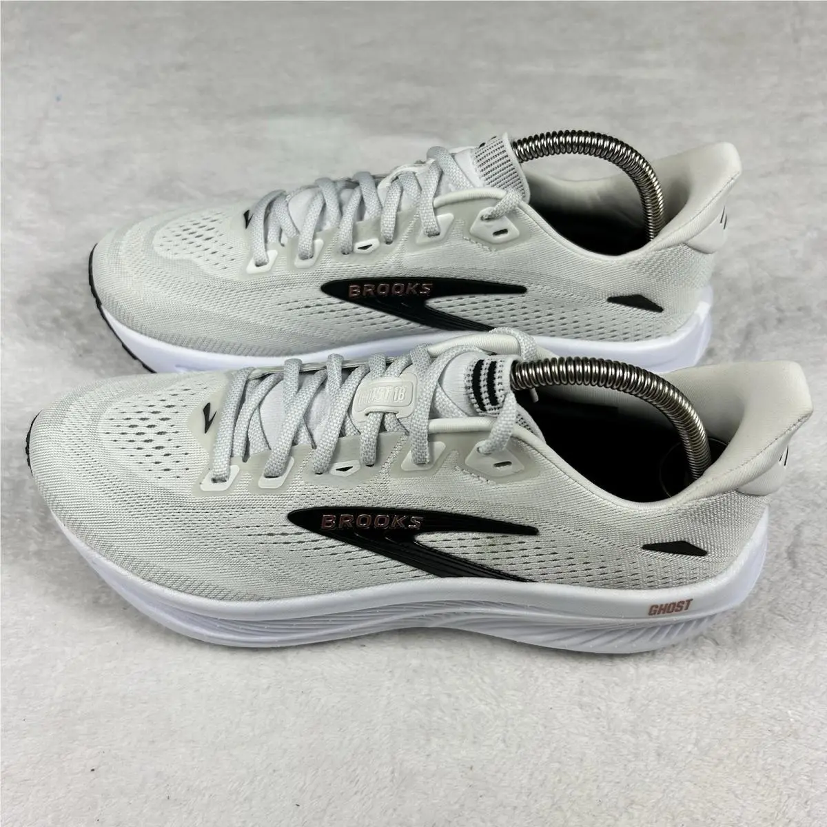 Brooks shoes - Brooks Ghost 18 - Ghost - 1204821B105 - White (UPC: 0195394872668) 1