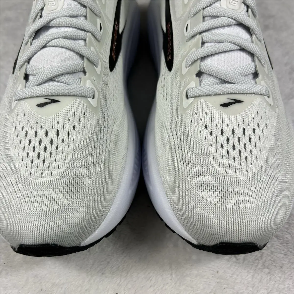 Brooks shoes - Brooks Ghost 18 - Ghost - 1204821B105 - White (UPC: 0195394872668) 5