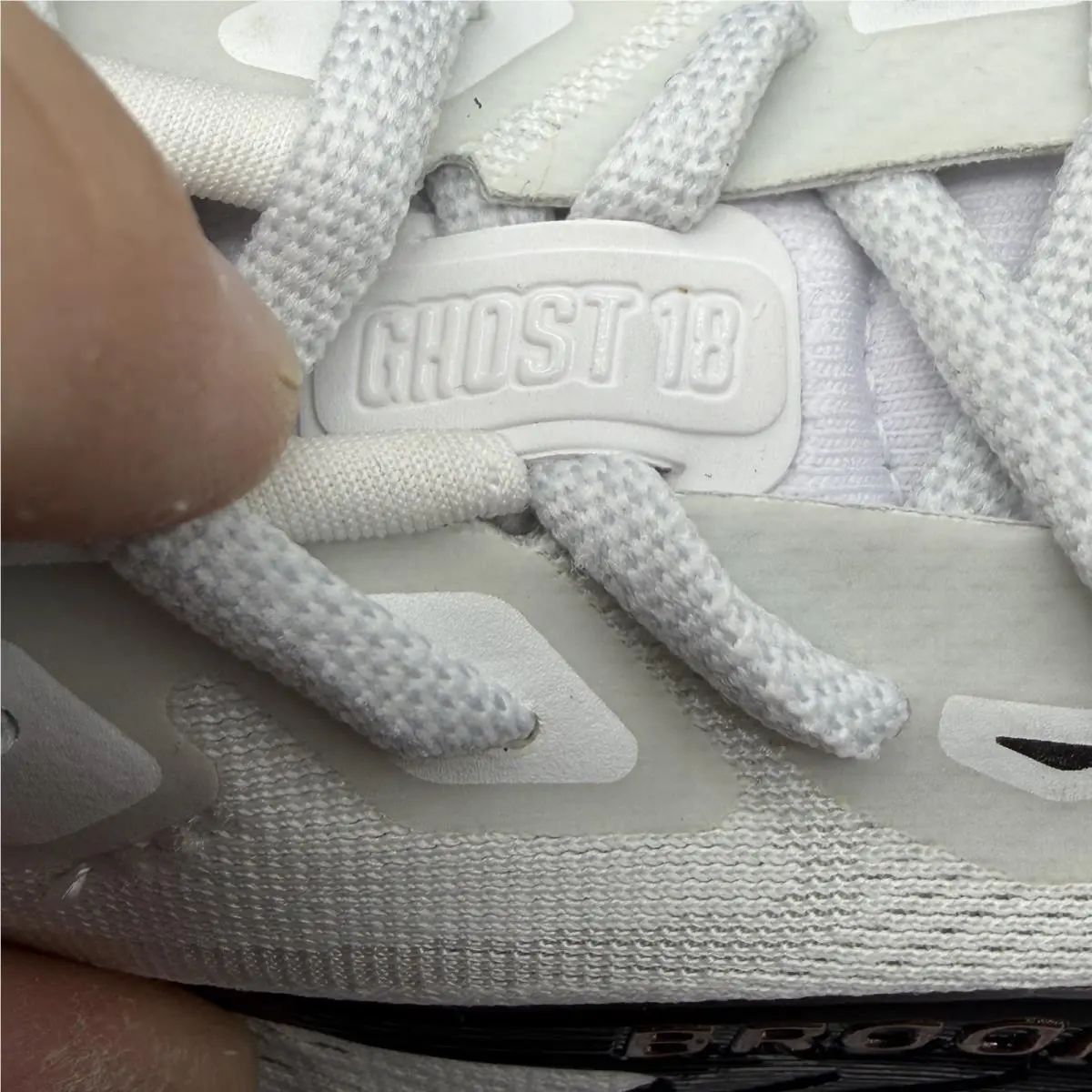 Brooks shoes - Brooks Ghost 18 - Ghost - 1204821B105 - White (UPC: 0195394872705) 9