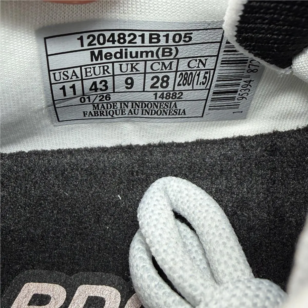 Brooks shoes - Brooks Ghost 18 - Ghost - 1204821B105 - White (UPC: 0195394872705) 10