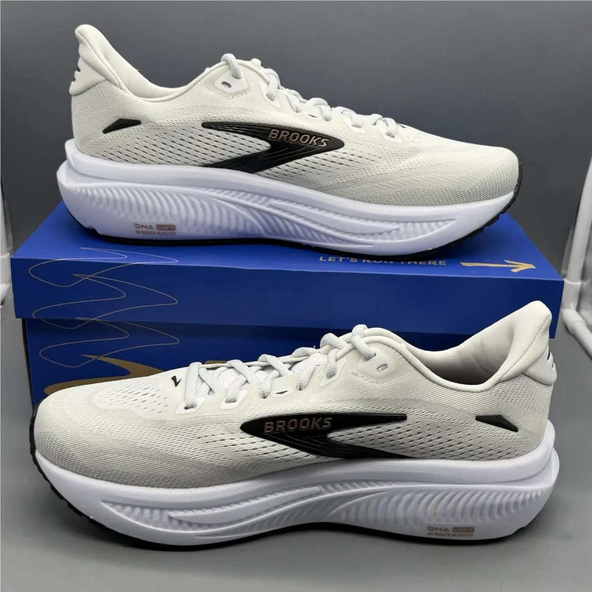 Brooks shoes - Brooks Ghost 18 - Ghost - 1204821B105 - White (UPC: 0195394872705) 1