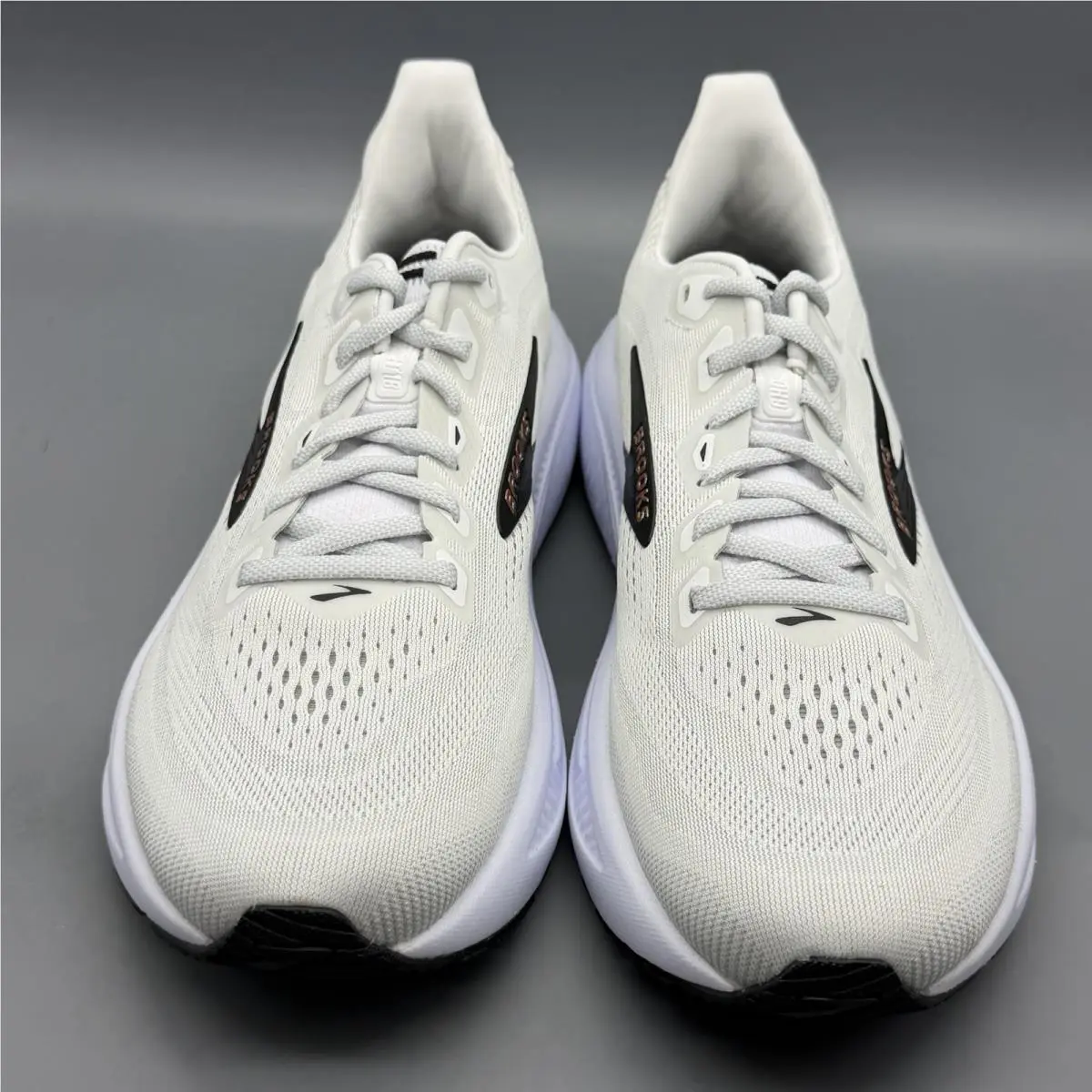 Brooks shoes - Brooks Ghost 18 - Ghost - 1204821B105 - White (UPC: 0195394872583) 0