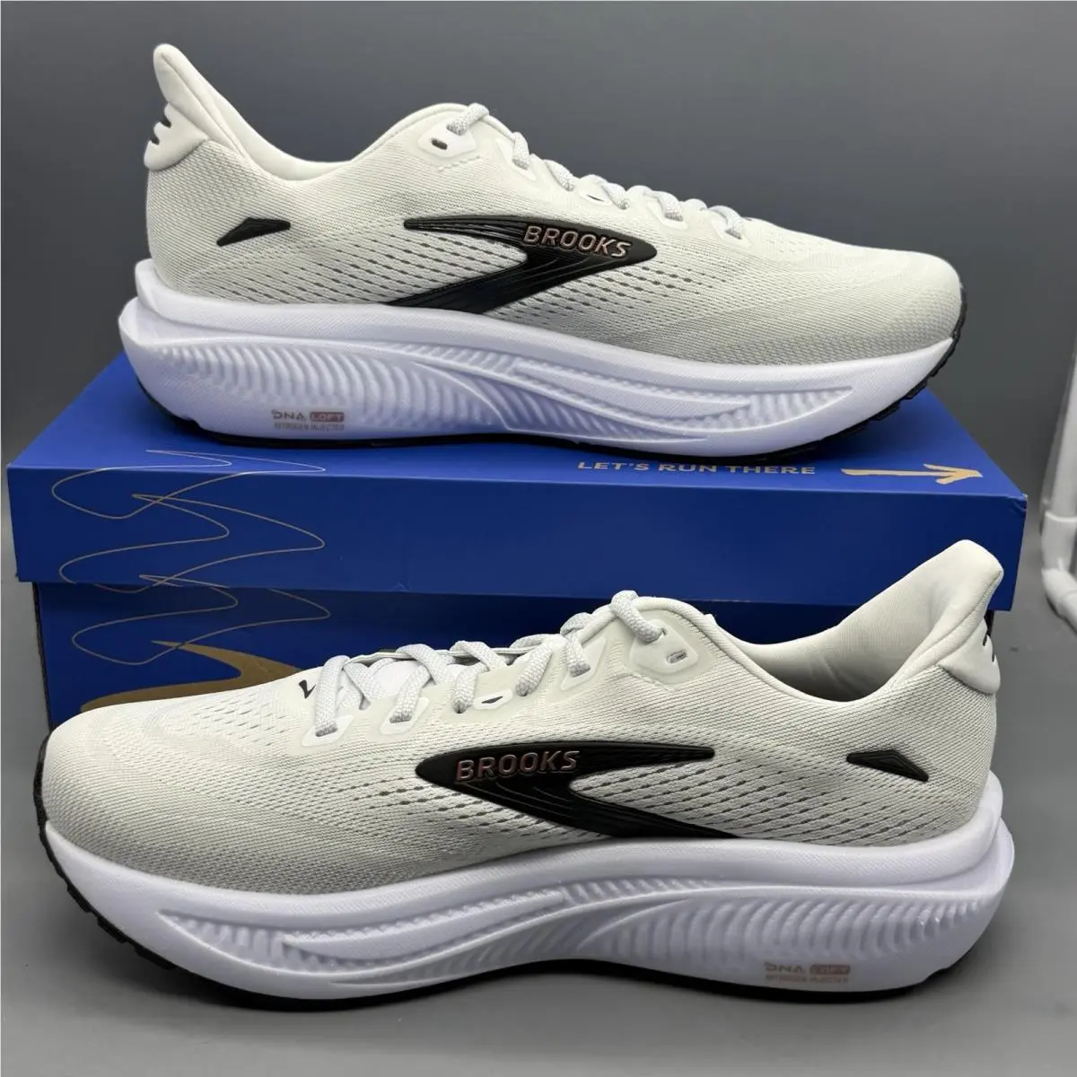 Brooks shoes - Brooks Ghost 18 - Ghost - 1204821B105 - White (UPC: 0195394872583) 1