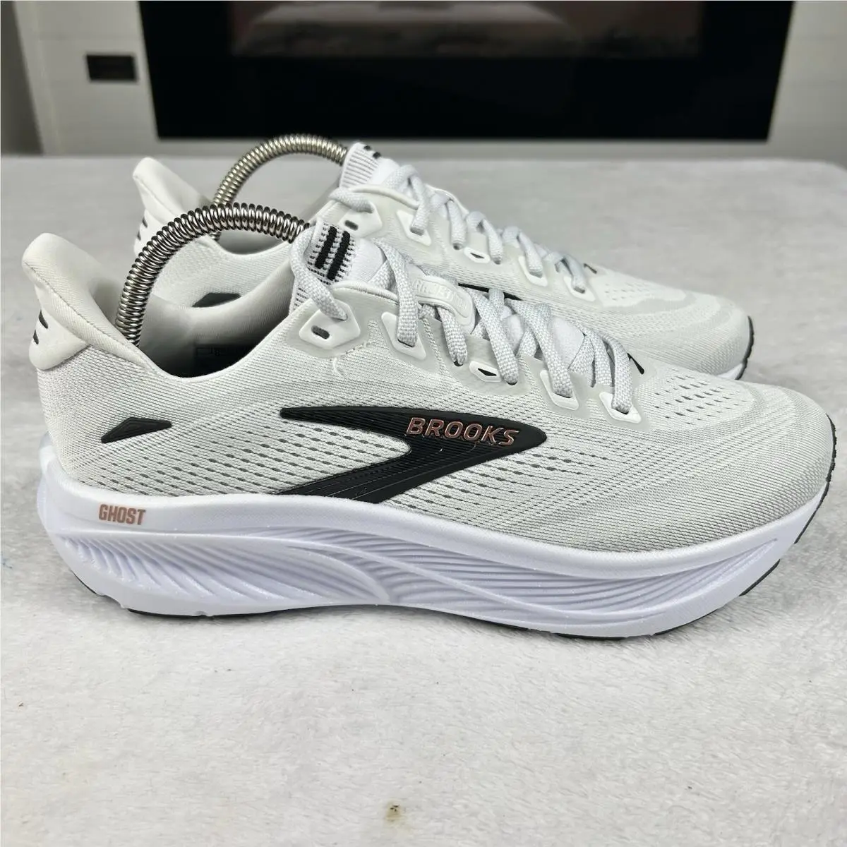 Brooks shoes - Brooks Ghost 18 - Ghost - 1204821B105 - White (UPC: 0195394872668) 9