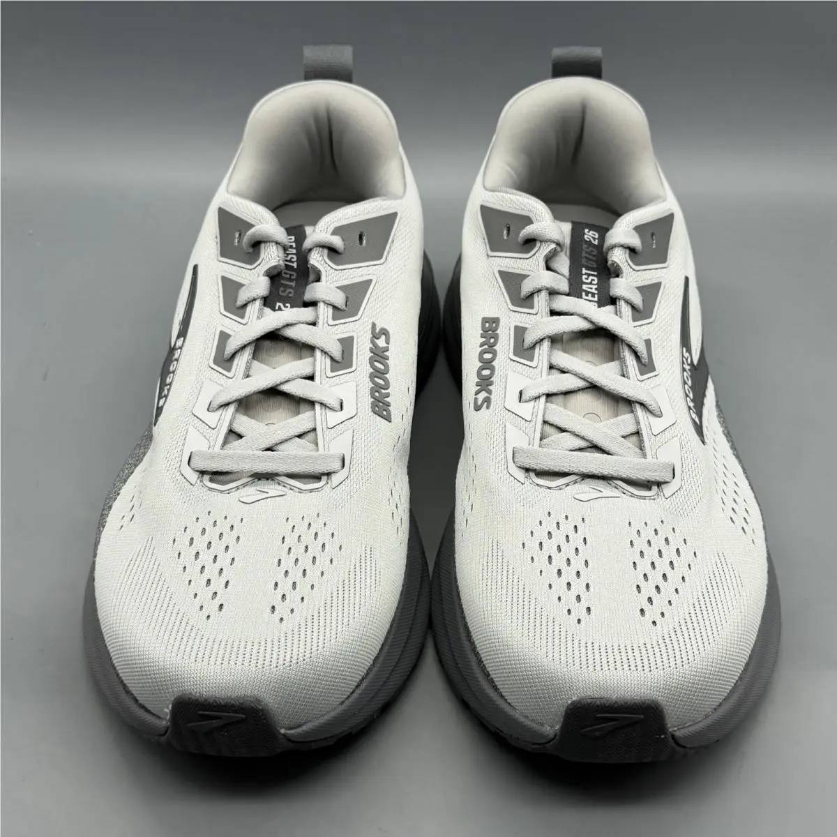 Brooks shoes - Brooks Beast GTS 26 - Beast GTS - 1104554E004 - Gray (UPC: 0195394755343) 0